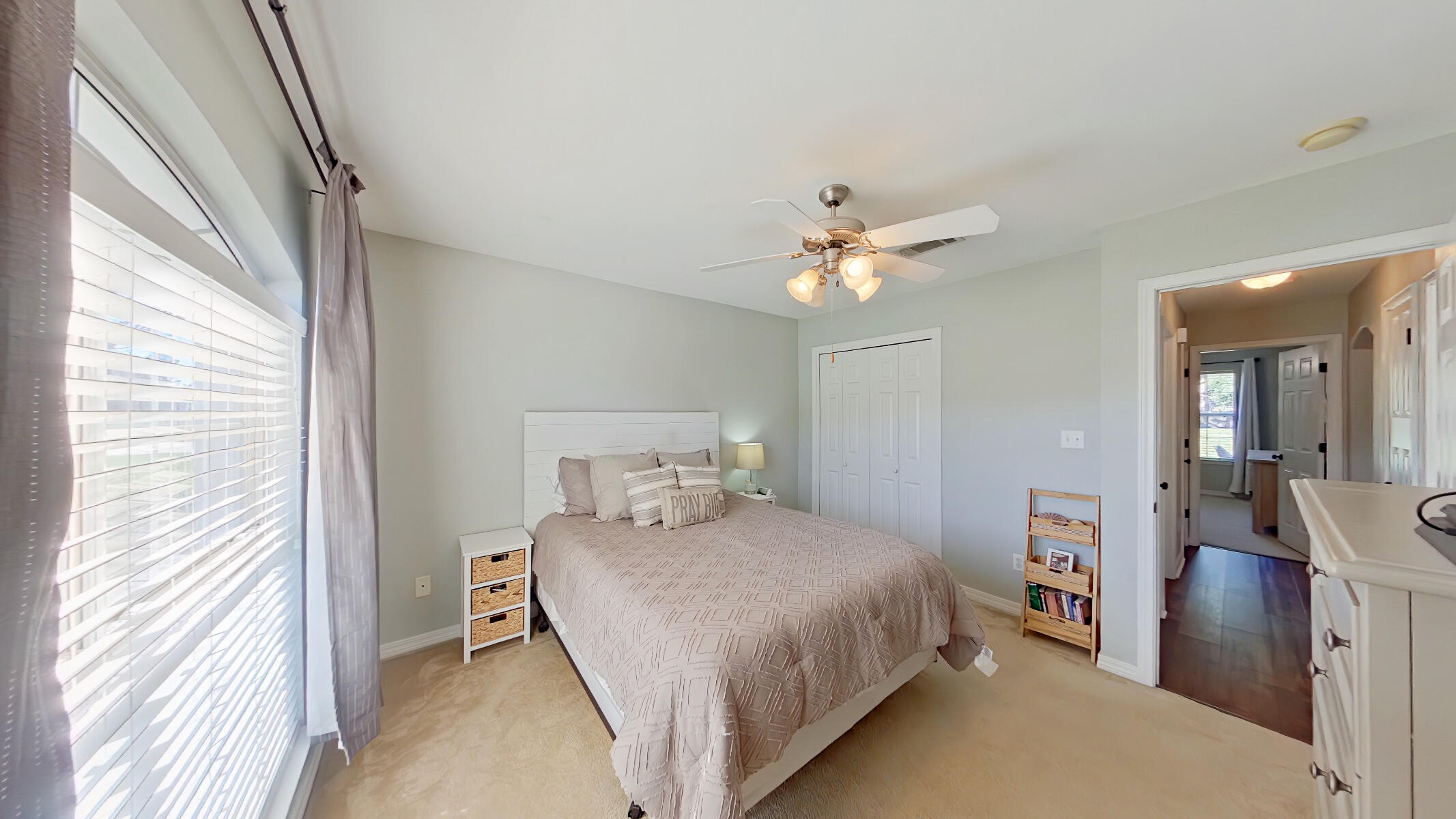 HOLLEY BY THE SEA - Residential