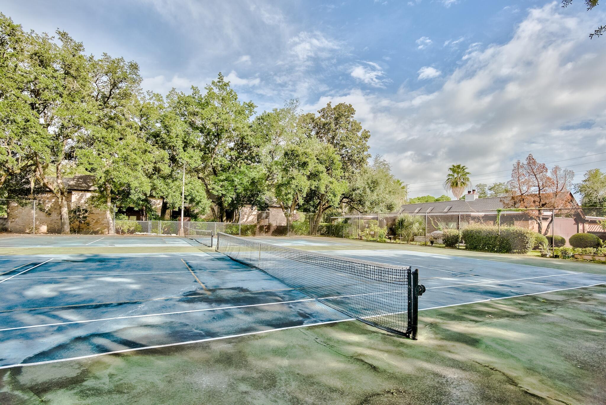 MOSSEY COVE T/H - Residential