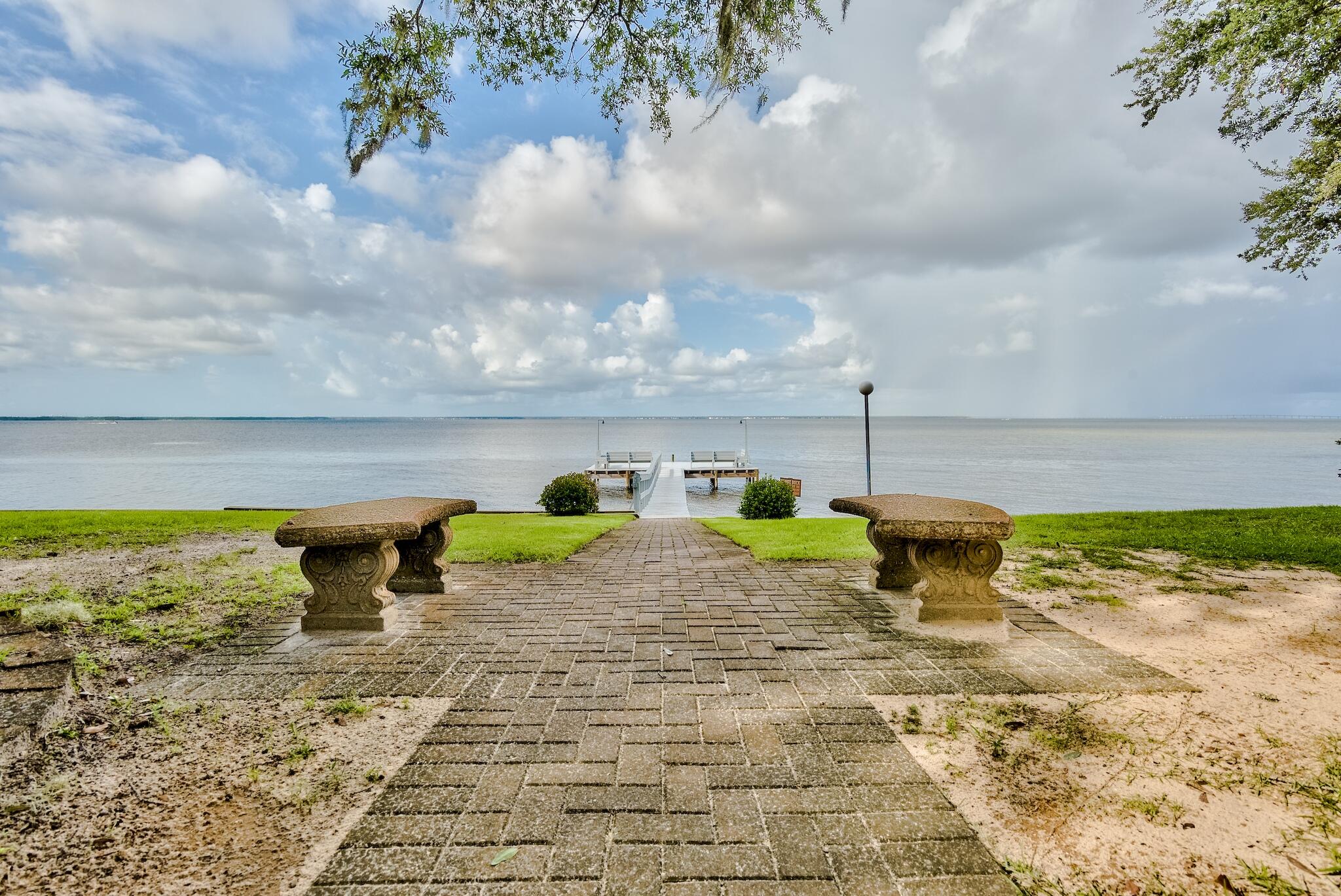 MOSSEY COVE T/H - Residential