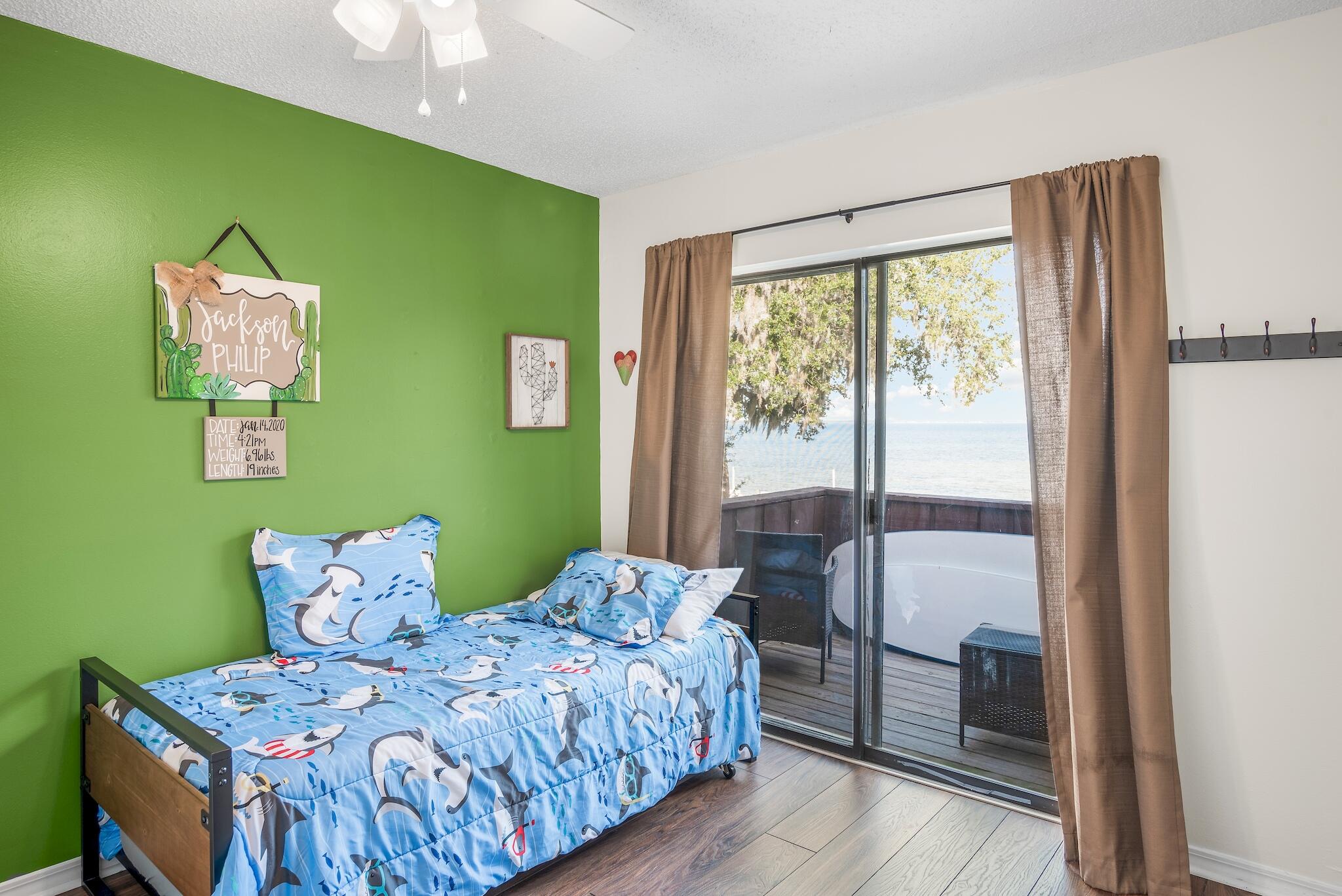 MOSSEY COVE T/H - Residential