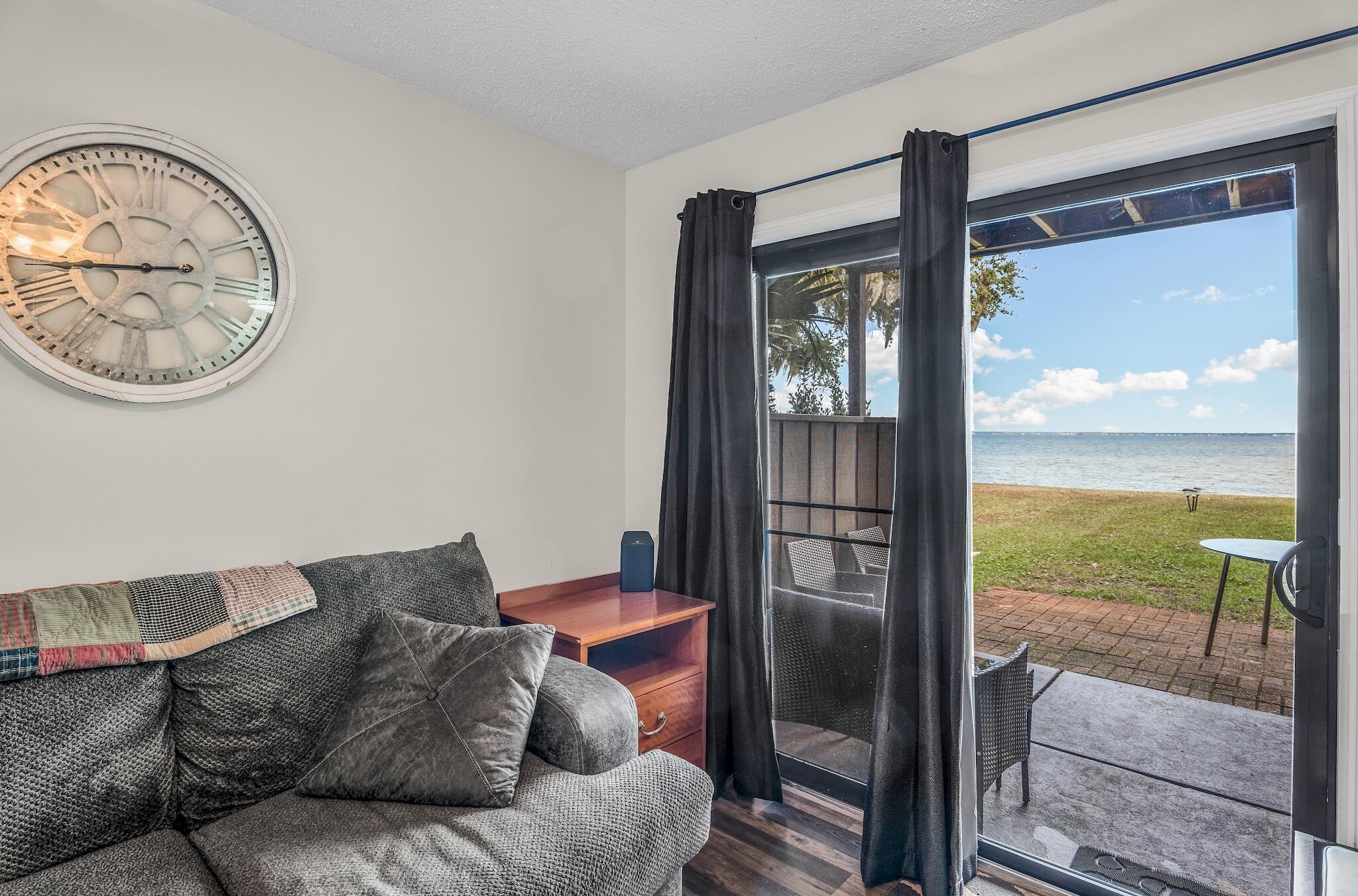 MOSSEY COVE T/H - Residential