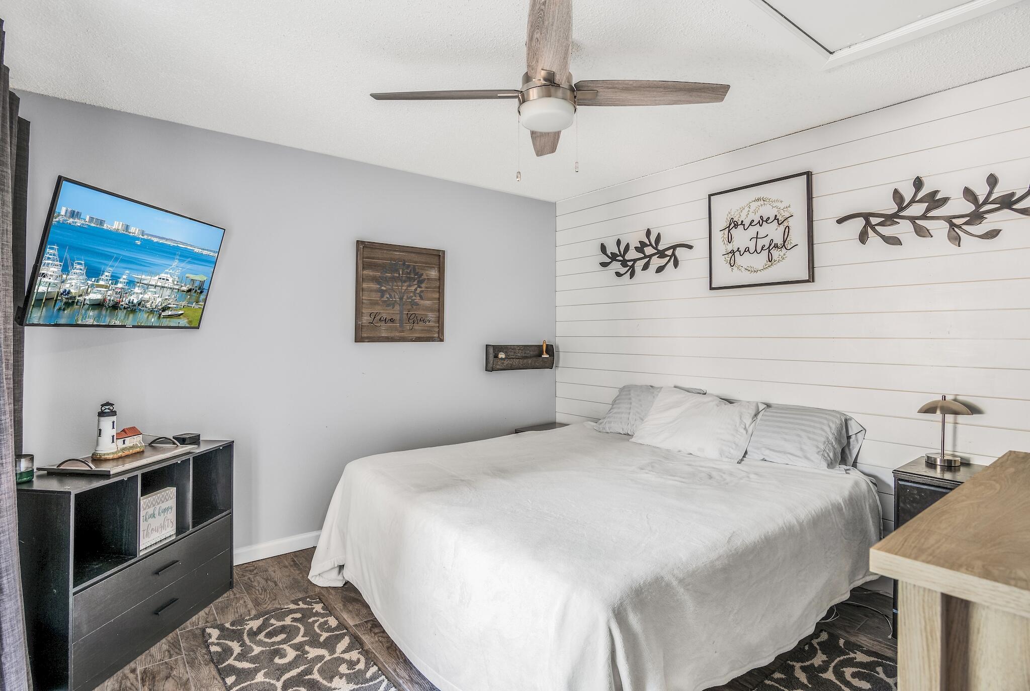 MOSSEY COVE T/H - Residential