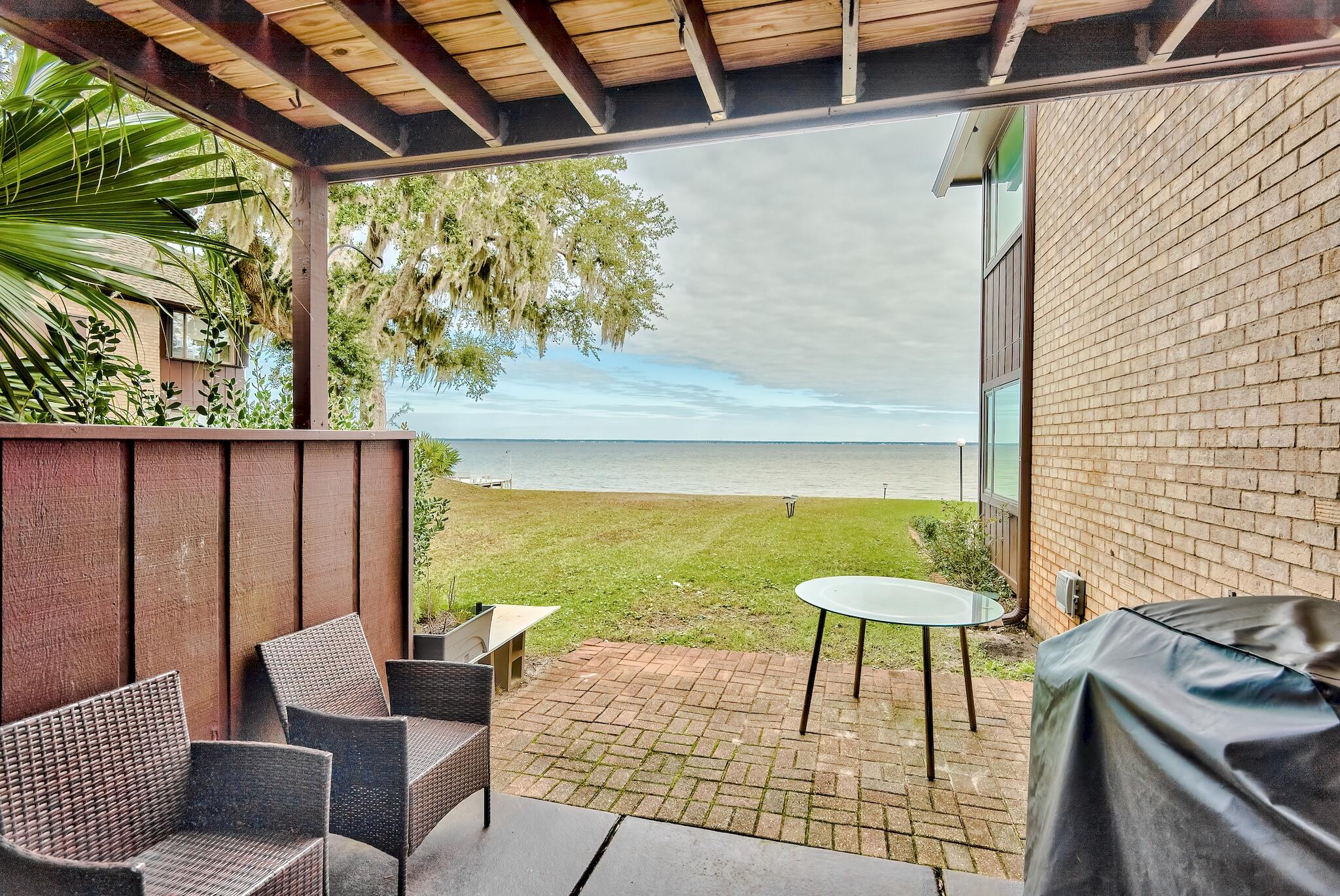 MOSSEY COVE T/H - Residential