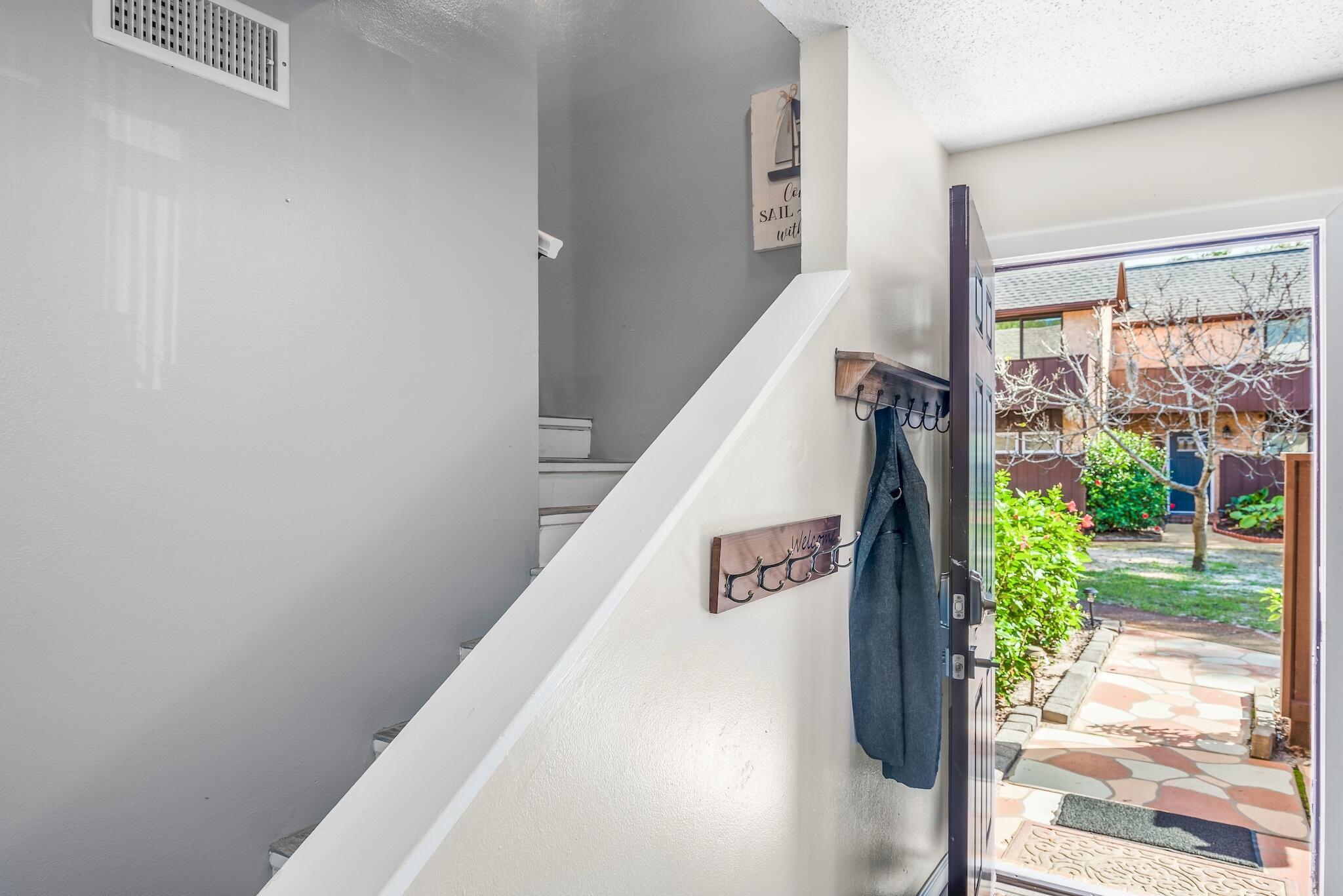 MOSSEY COVE T/H - Residential