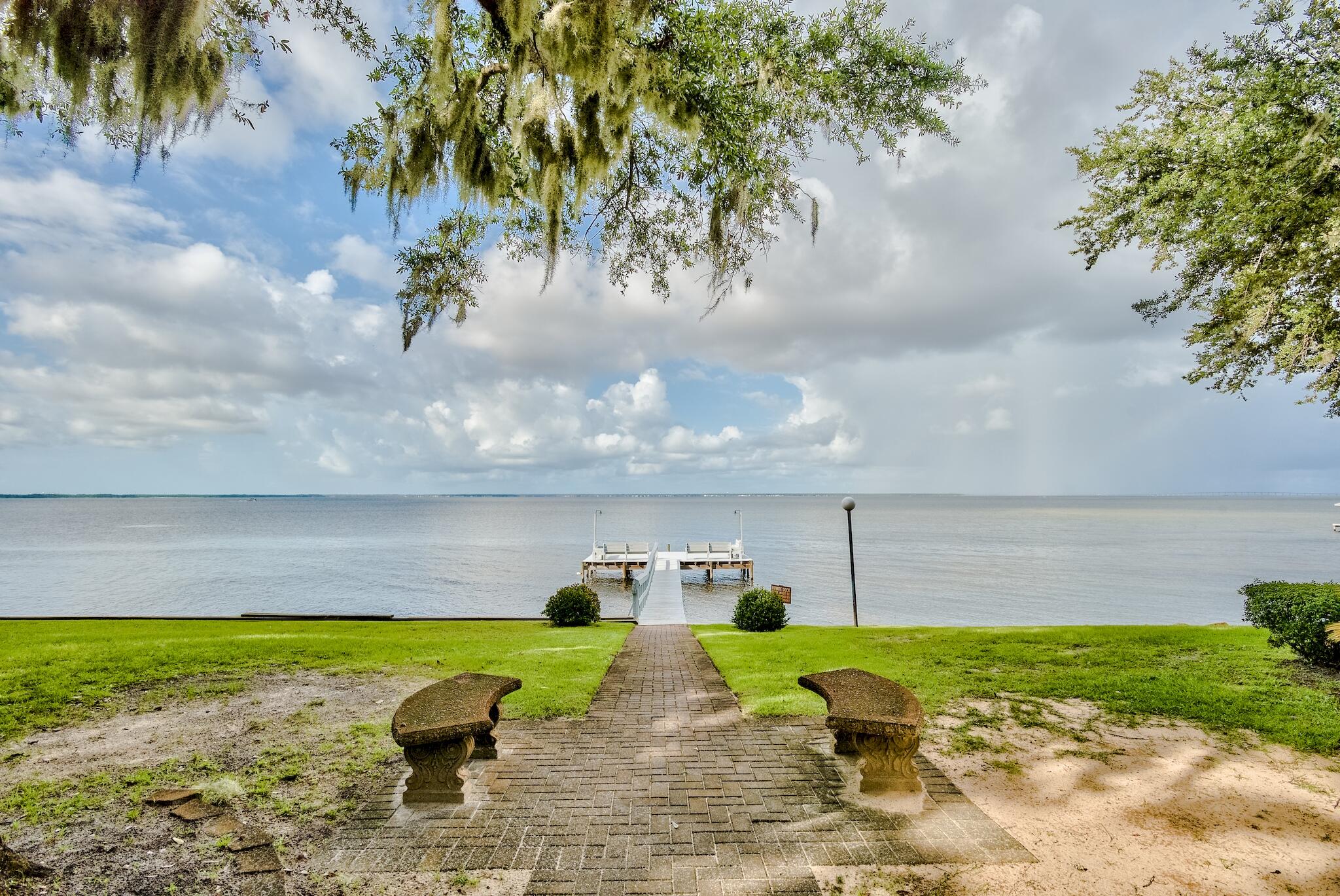 MOSSEY COVE T/H - Residential