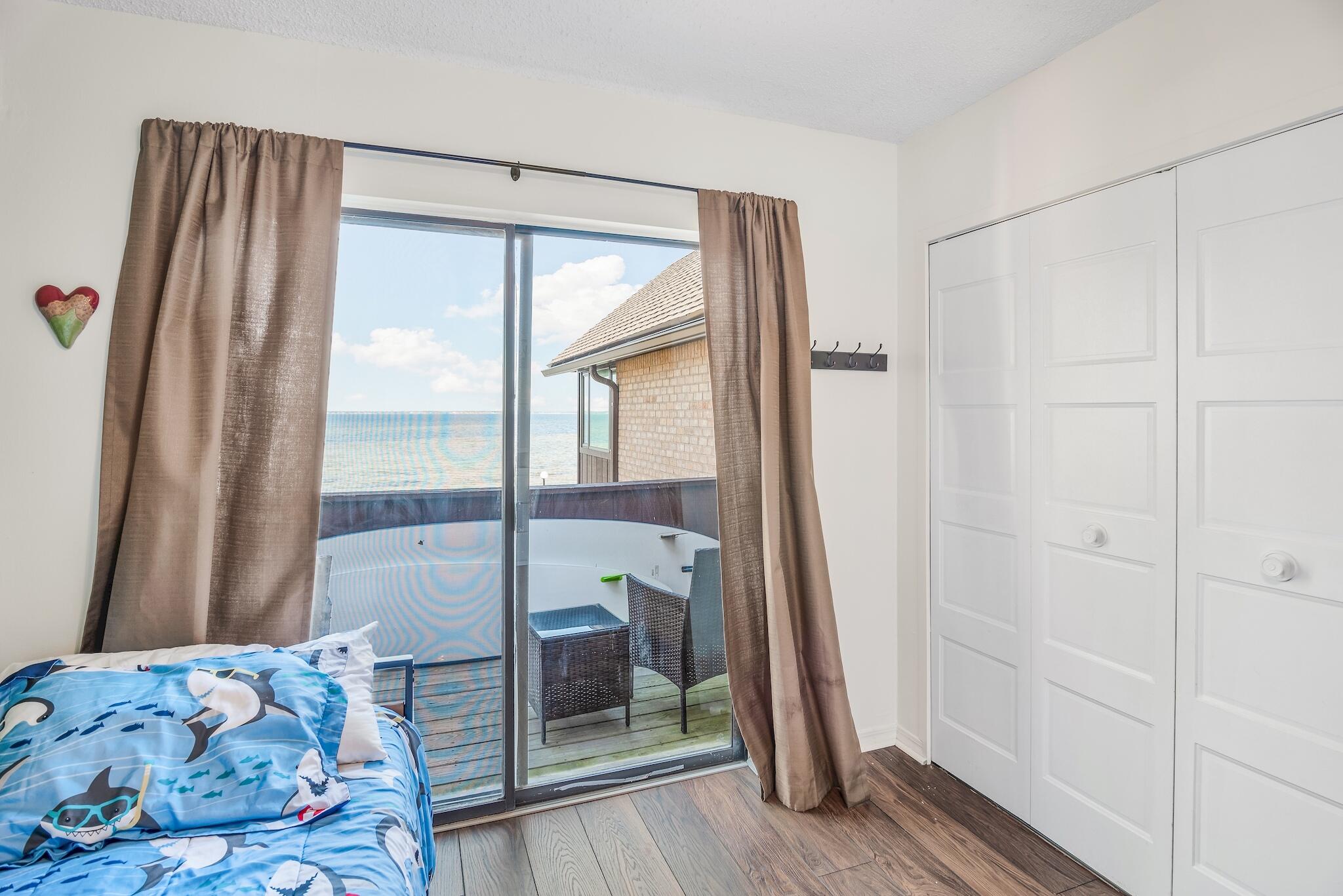 MOSSEY COVE T/H - Residential