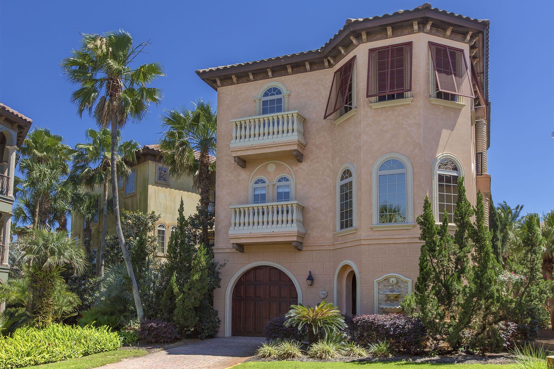 SAINT TROPEZ - Residential