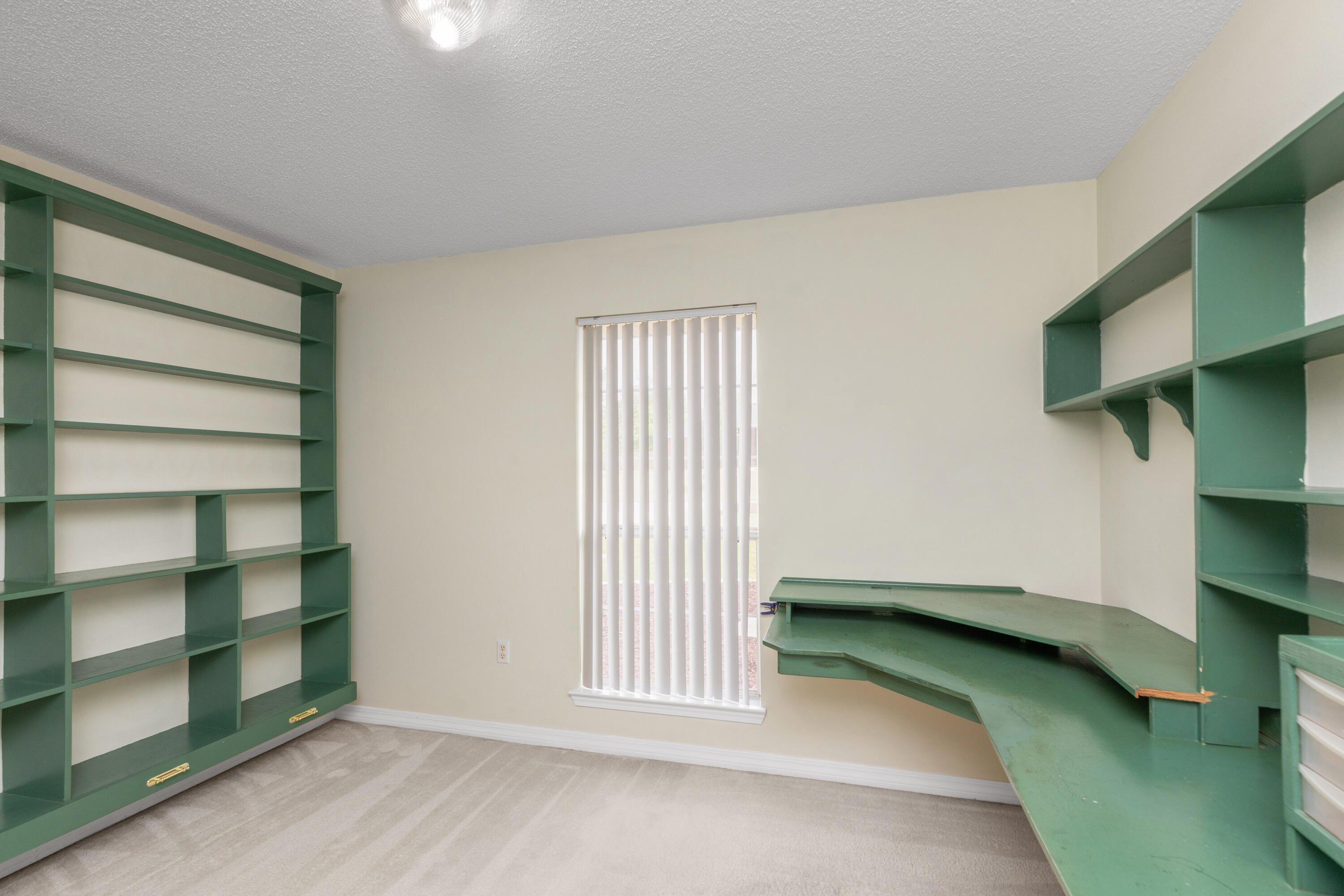 FOXWOOD ADDITION S/D - Residential