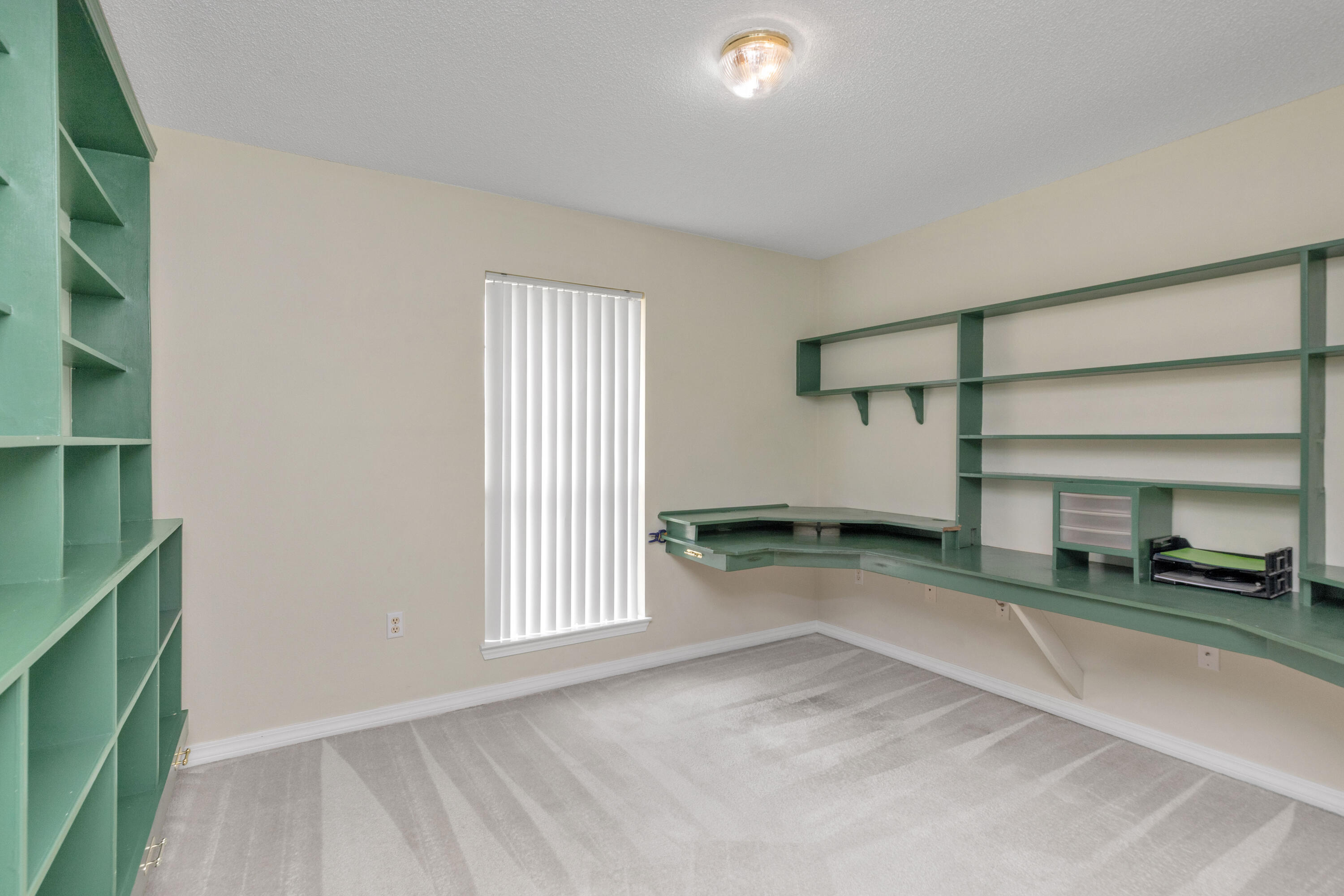 FOXWOOD ADDITION S/D - Residential