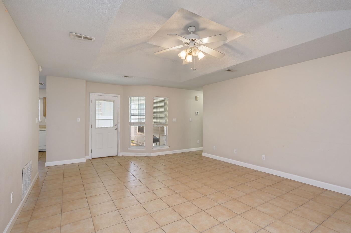WOODLAND PARK ESTATES - Residential