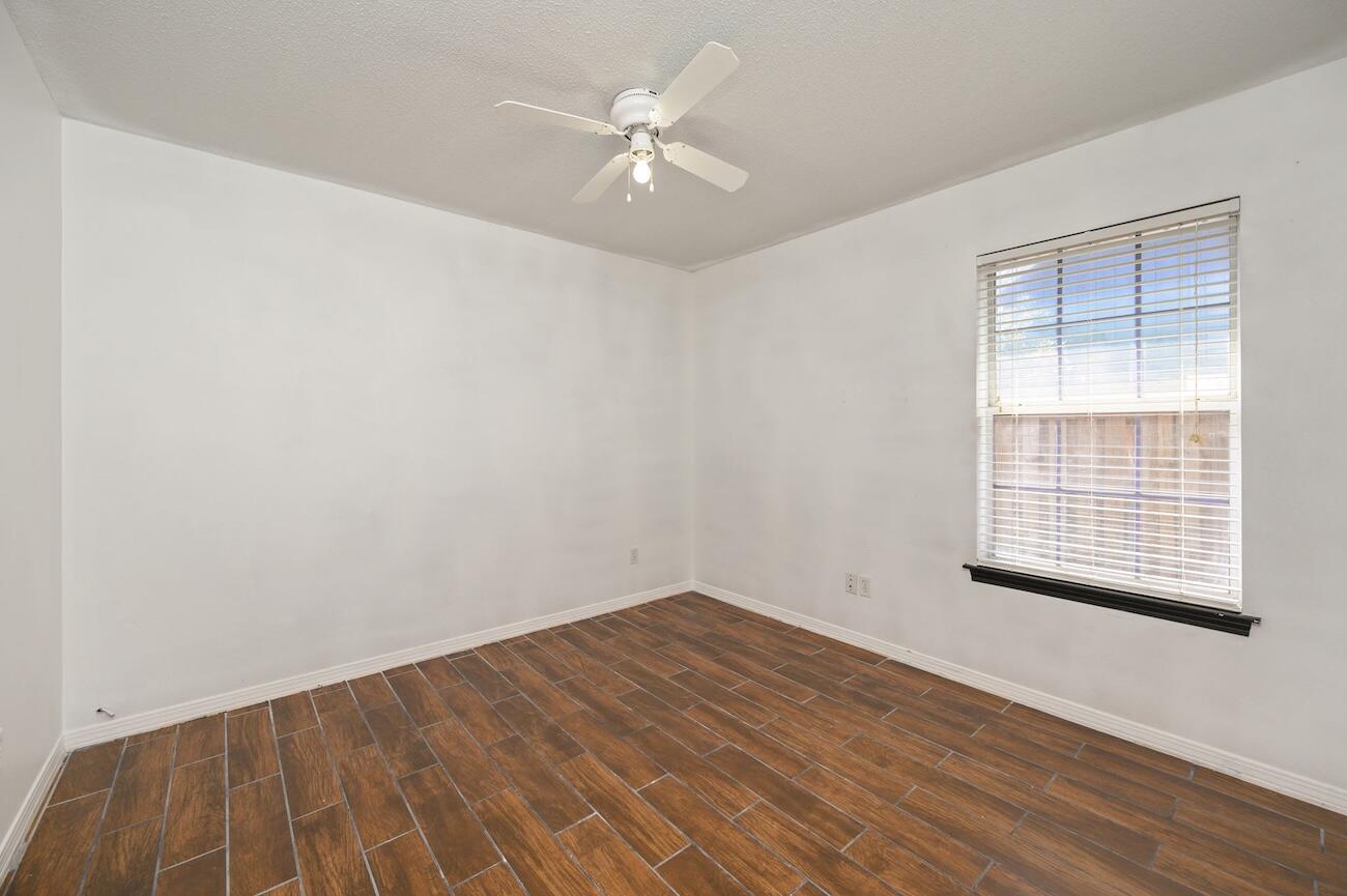 WOODLAND PARK ESTATES - Residential