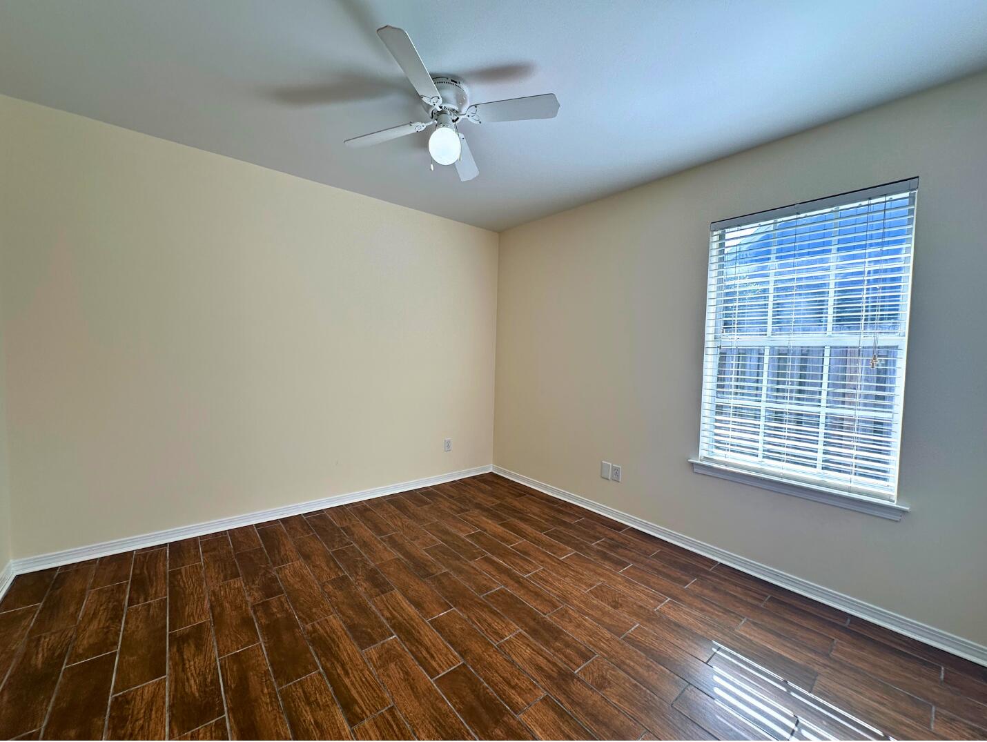 WOODLAND PARK ESTATES - Residential