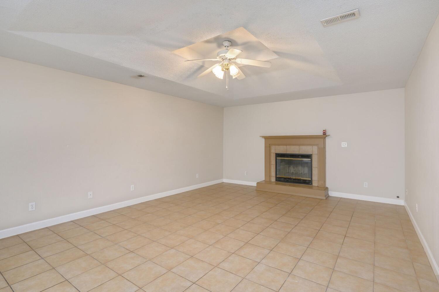 WOODLAND PARK ESTATES - Residential
