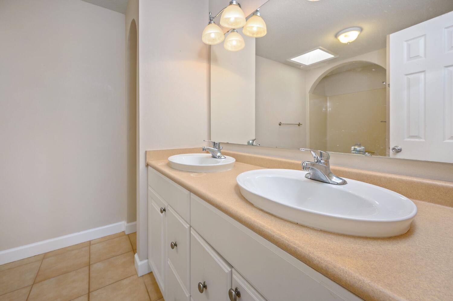 WOODLAND PARK ESTATES - Residential