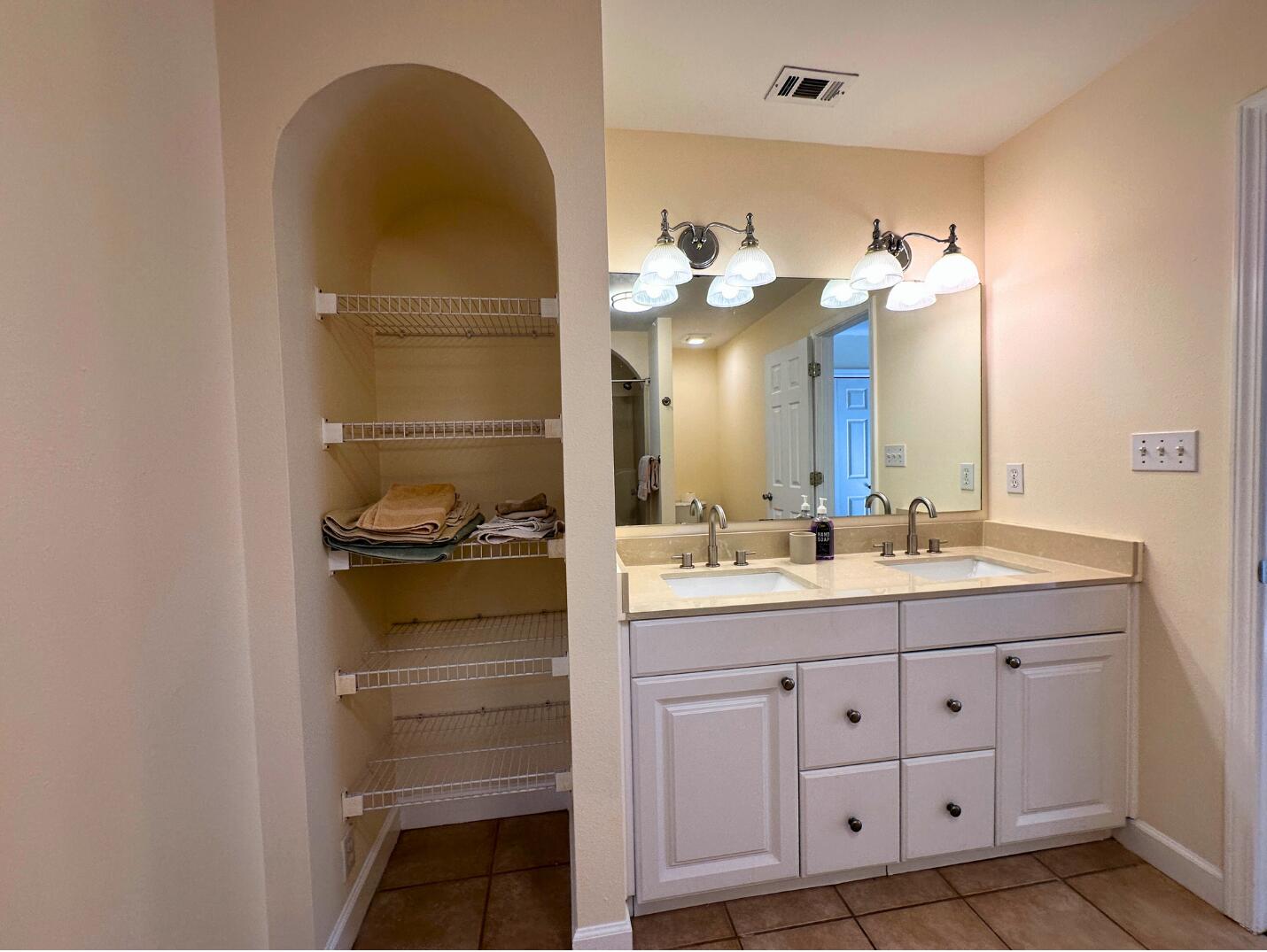 WOODLAND PARK ESTATES - Residential