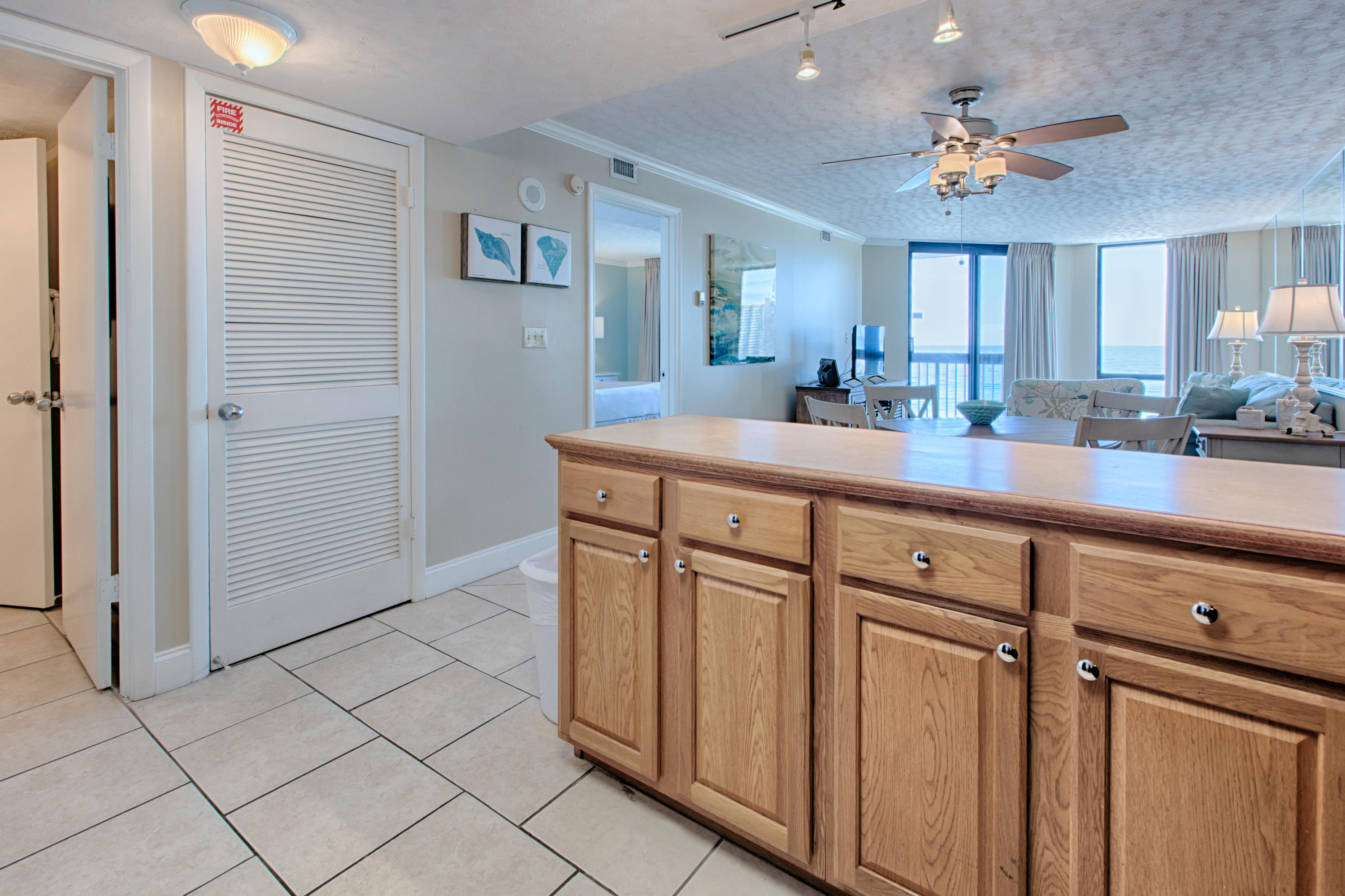 SUNDESTIN INTERNATIONAL CONDO - Residential