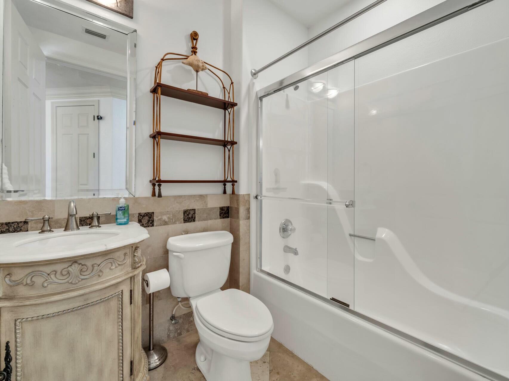 TRANQUIL HARBOR - Residential