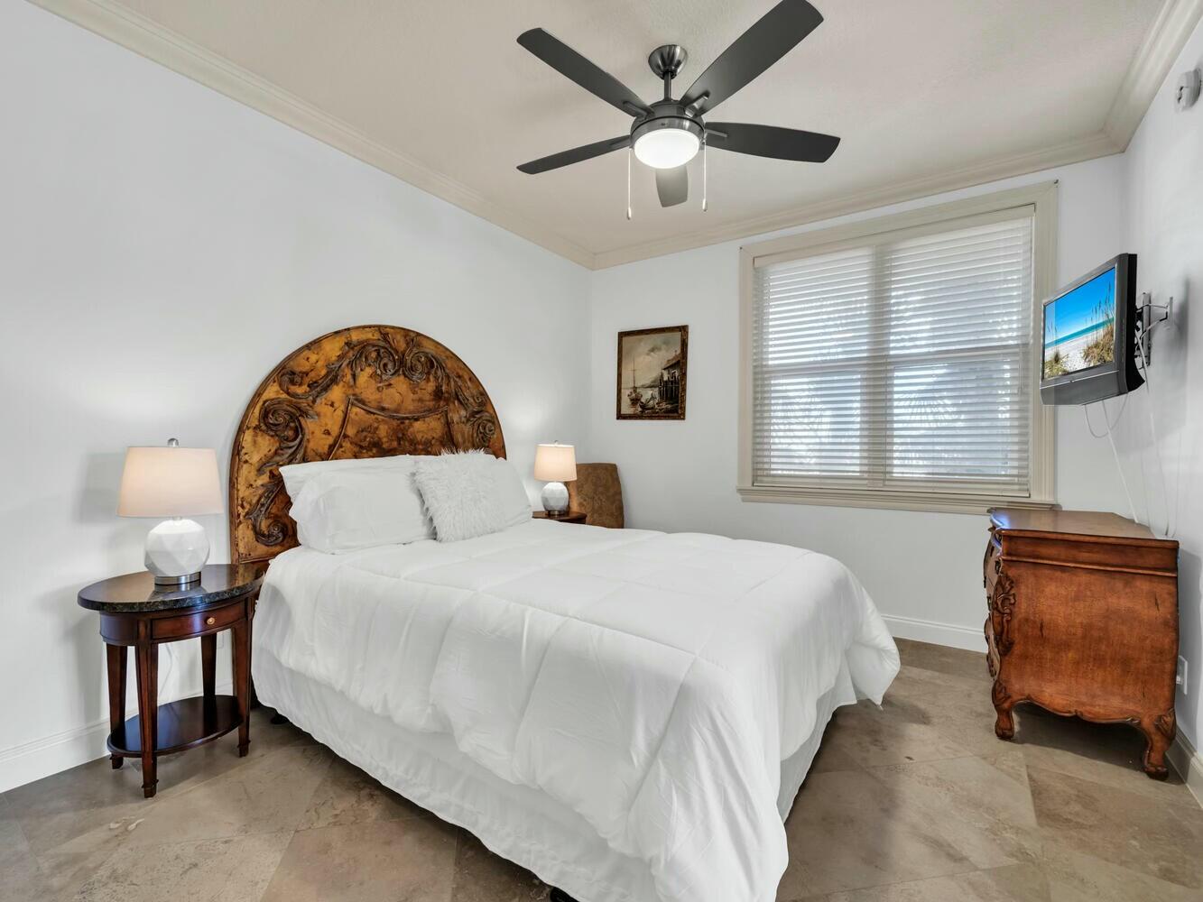 TRANQUIL HARBOR - Residential