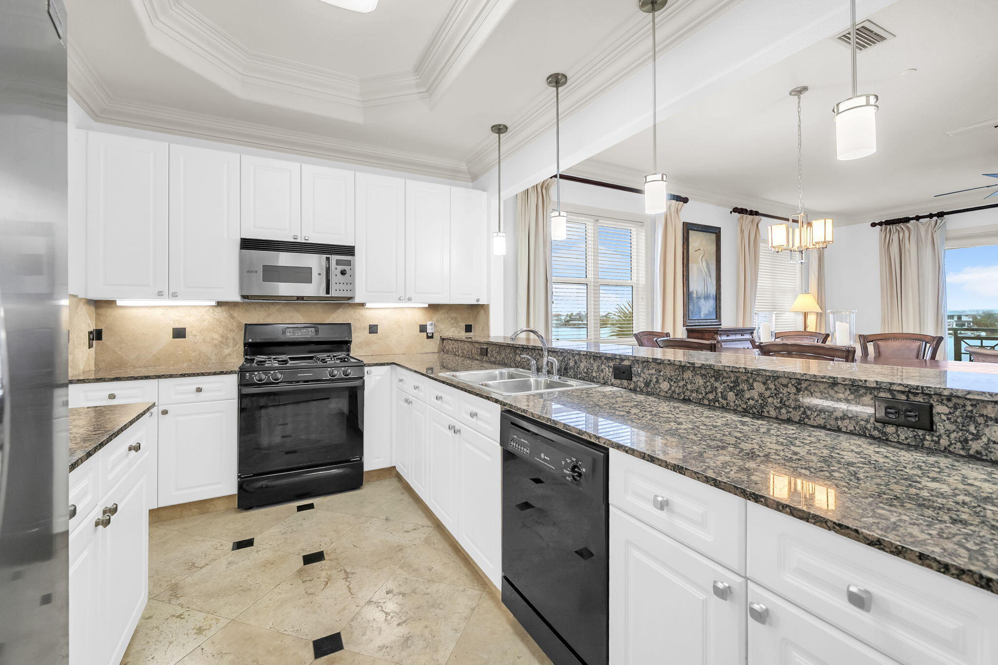 TRANQUIL HARBOR - Residential