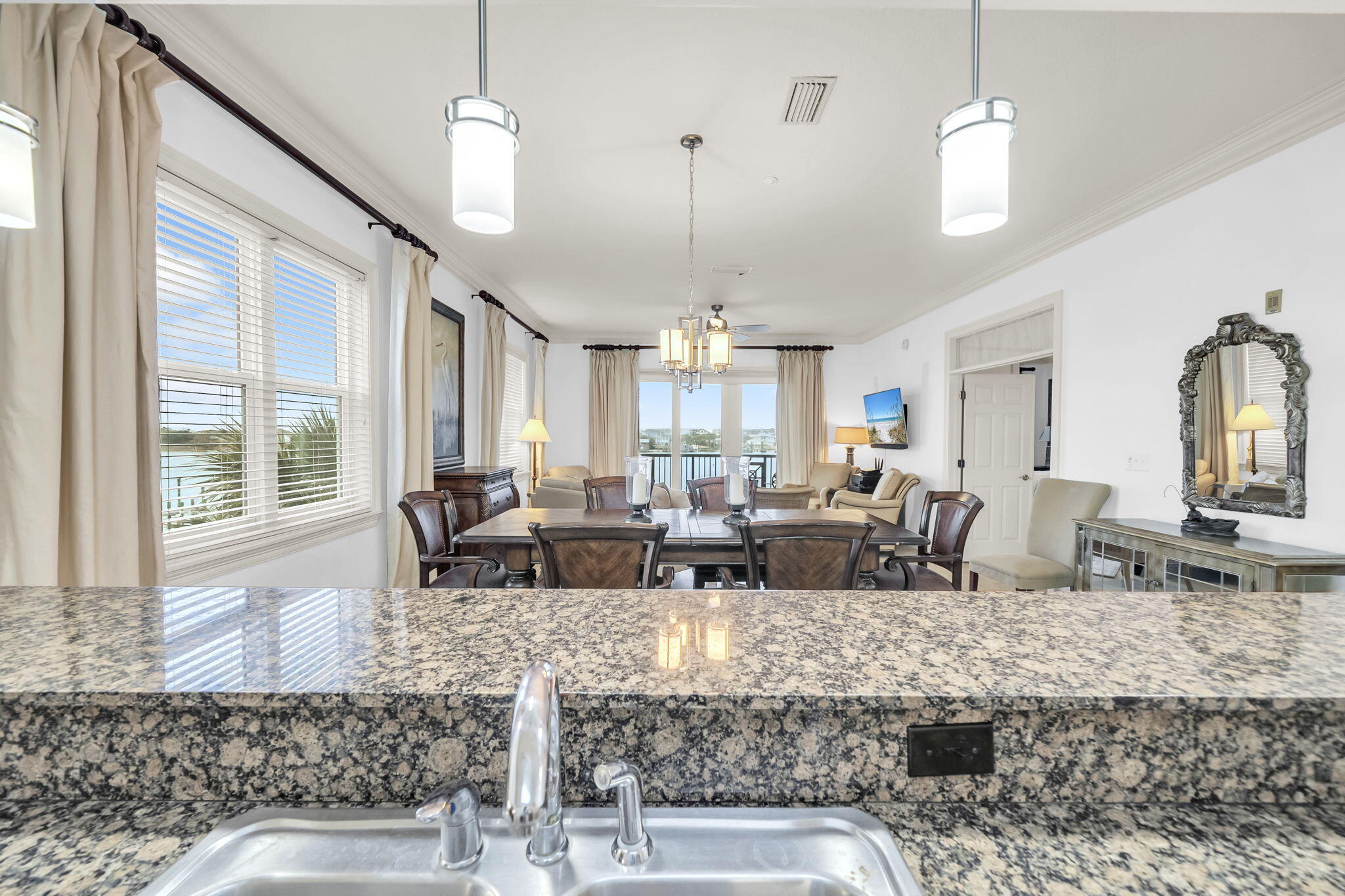 TRANQUIL HARBOR - Residential