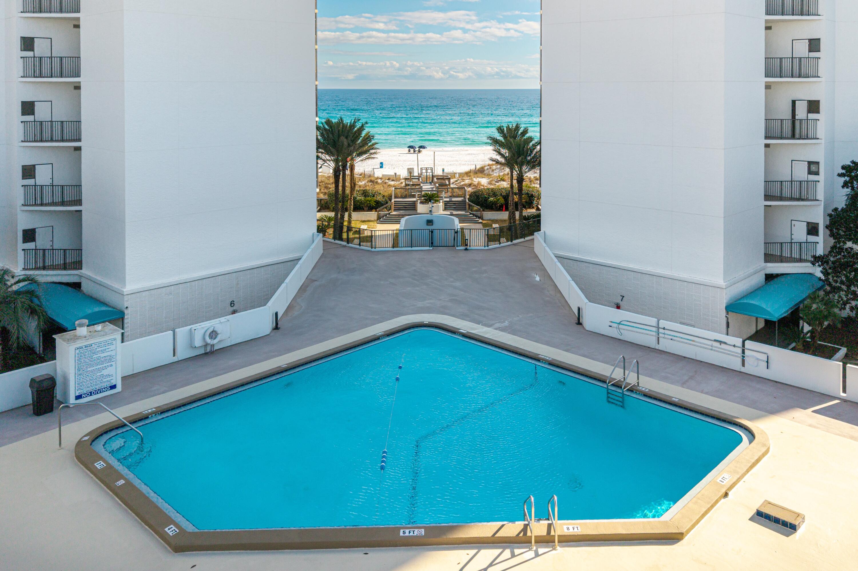 REGENCY TOWERS CONDO - Residential