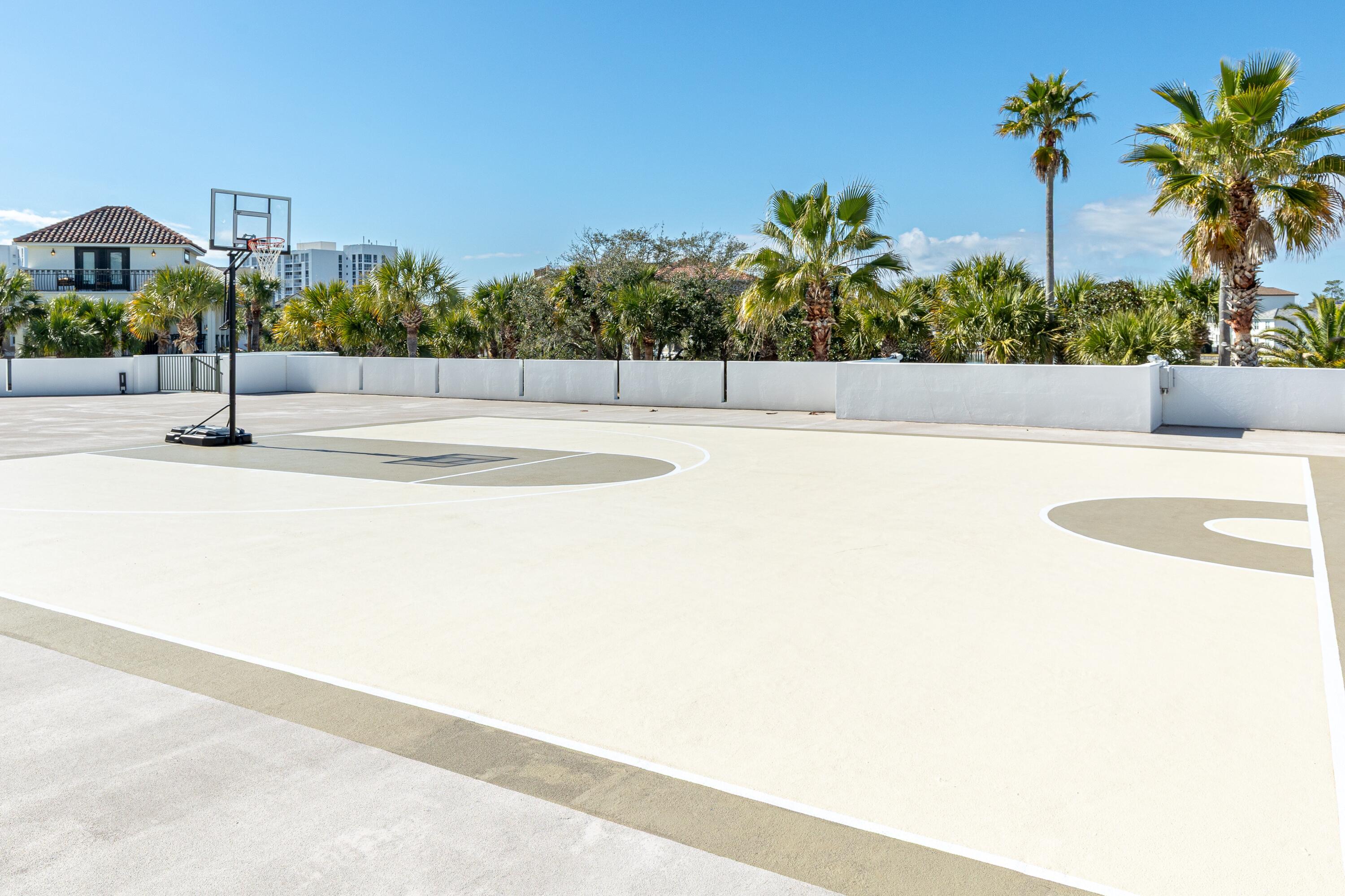 REGENCY TOWERS CONDO - Residential