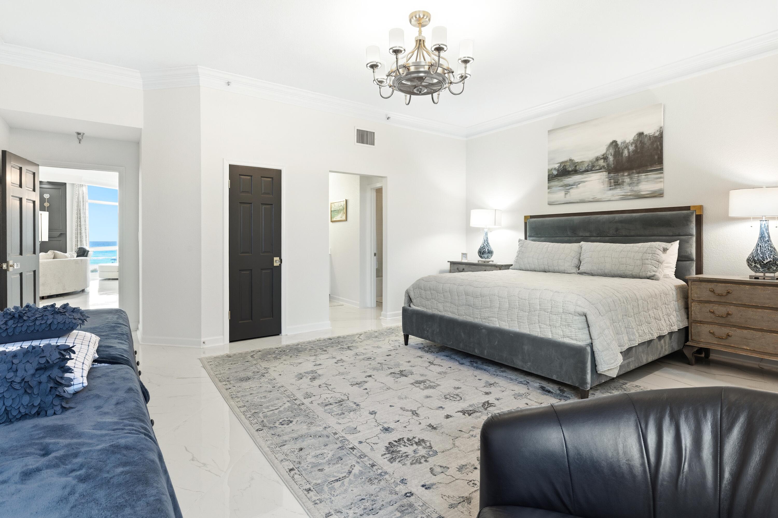 REGENCY TOWERS CONDO - Residential