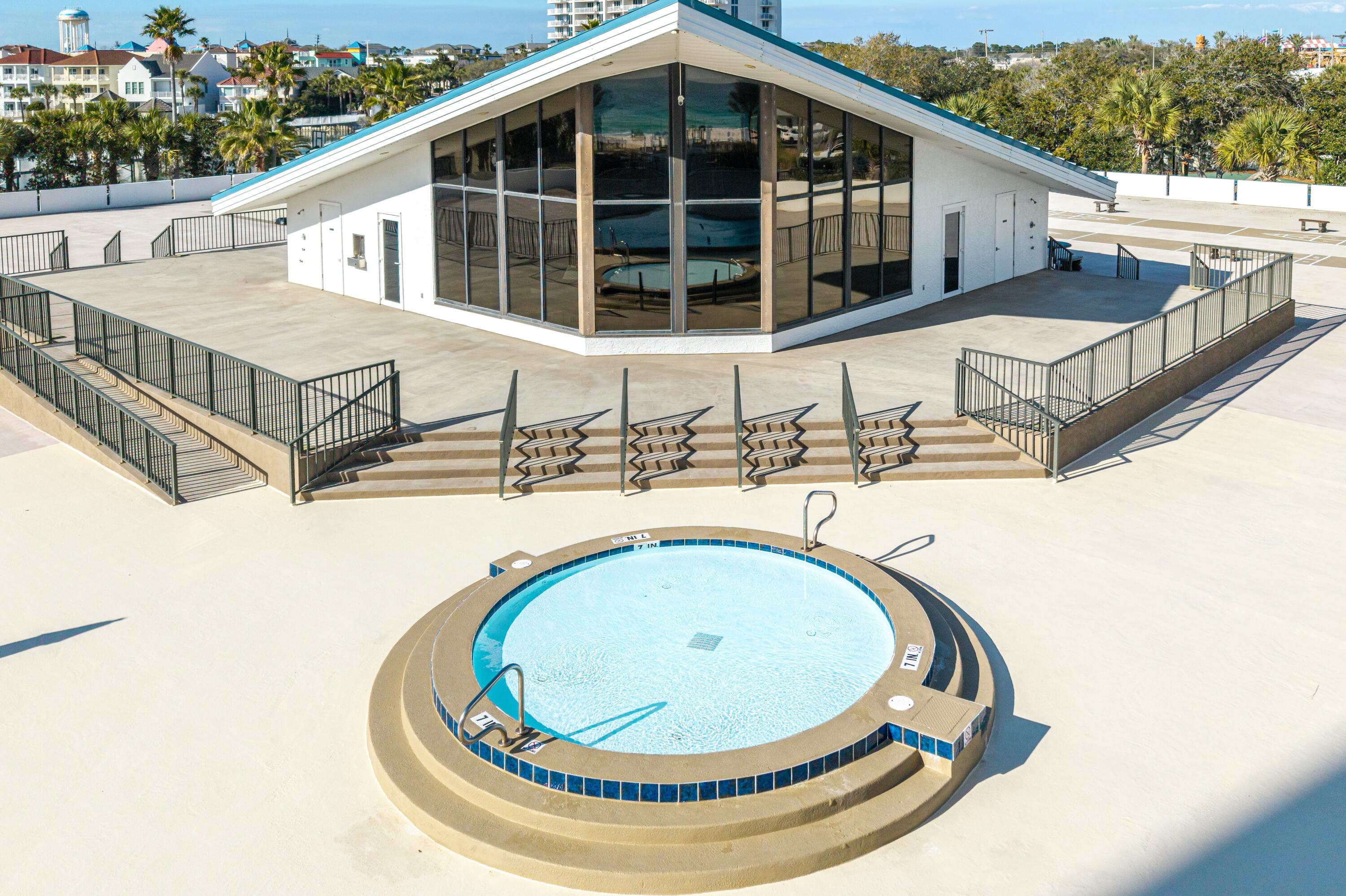 REGENCY TOWERS CONDO - Residential