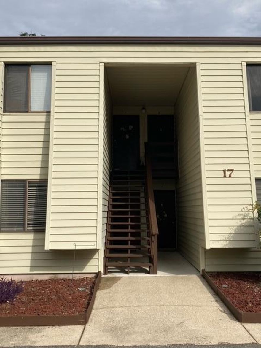 Offering a range of exciting amenities, this home is perfect for those seeking an active yet peaceful lifestyle. Creating an inviting atmosphere for relaxation or entertaining guests. Take advantage of the pool and tennis courts, perfect for staying active and enjoying outdoor fun. With its close proximity to the waterfront, every day will feel like a vacation.