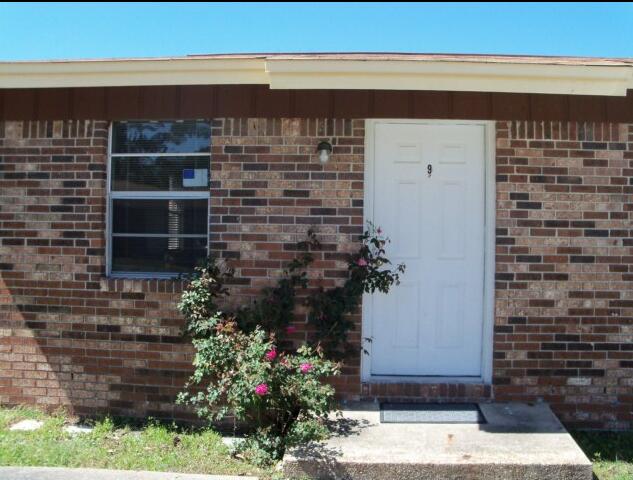 SOUTH PORT PATIO HOMES - Residential Lease