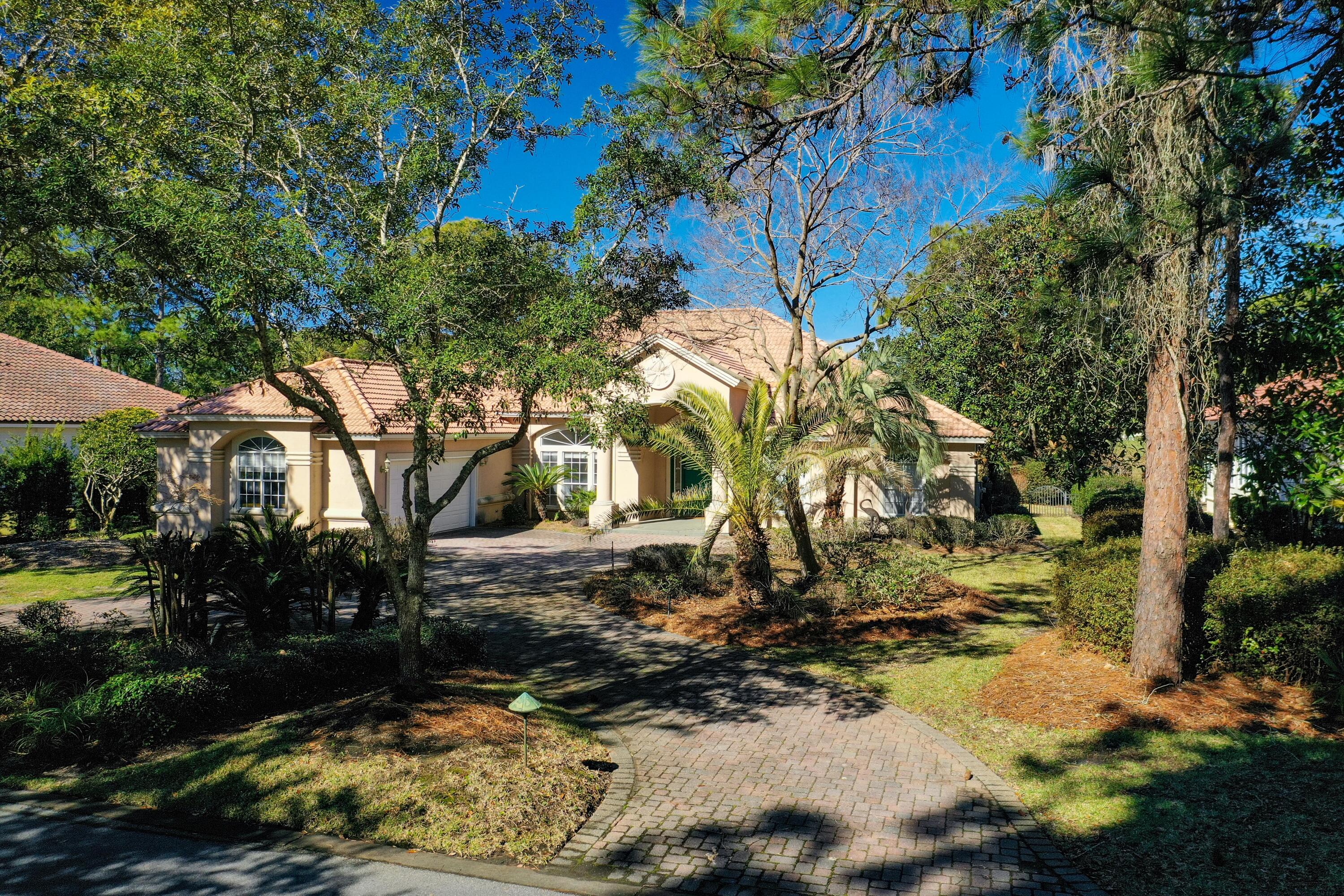 ISLAND GREEN - Residential