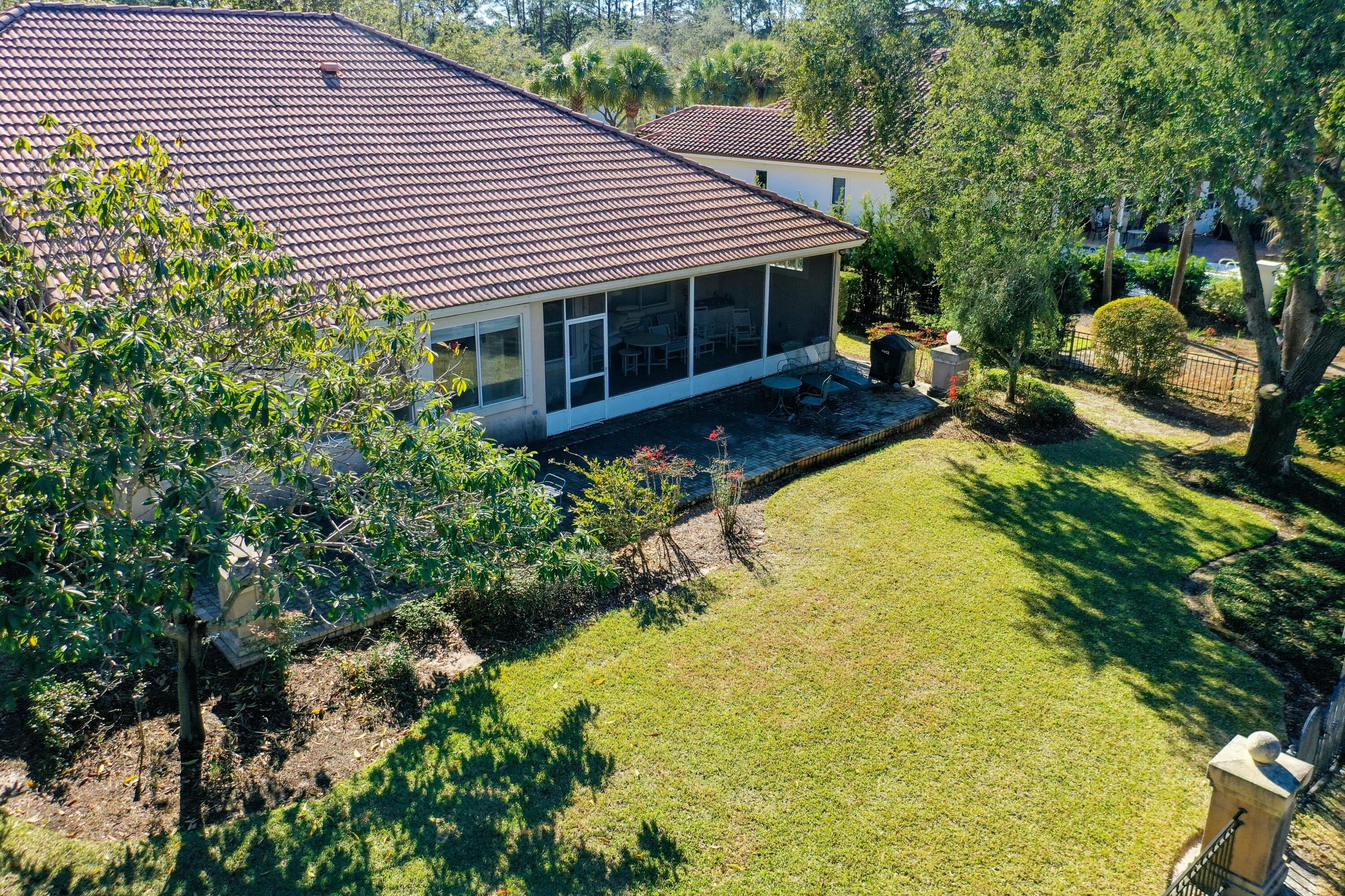 ISLAND GREEN - Residential