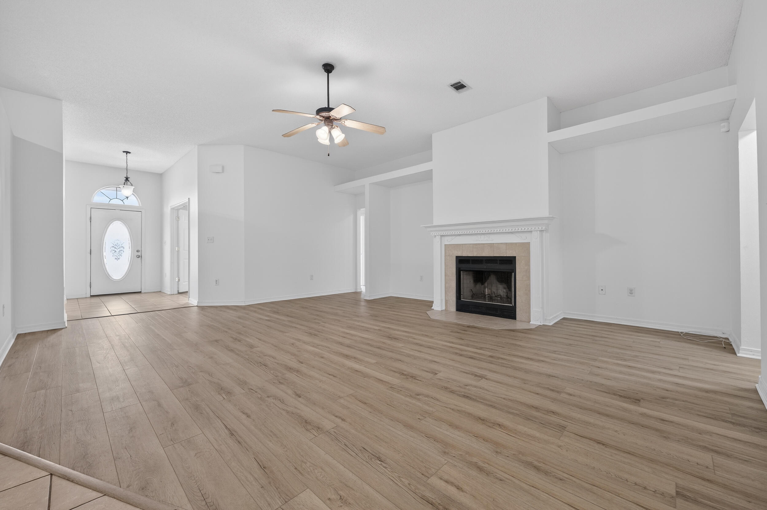 HOLLEY BY THE SEA - Residential