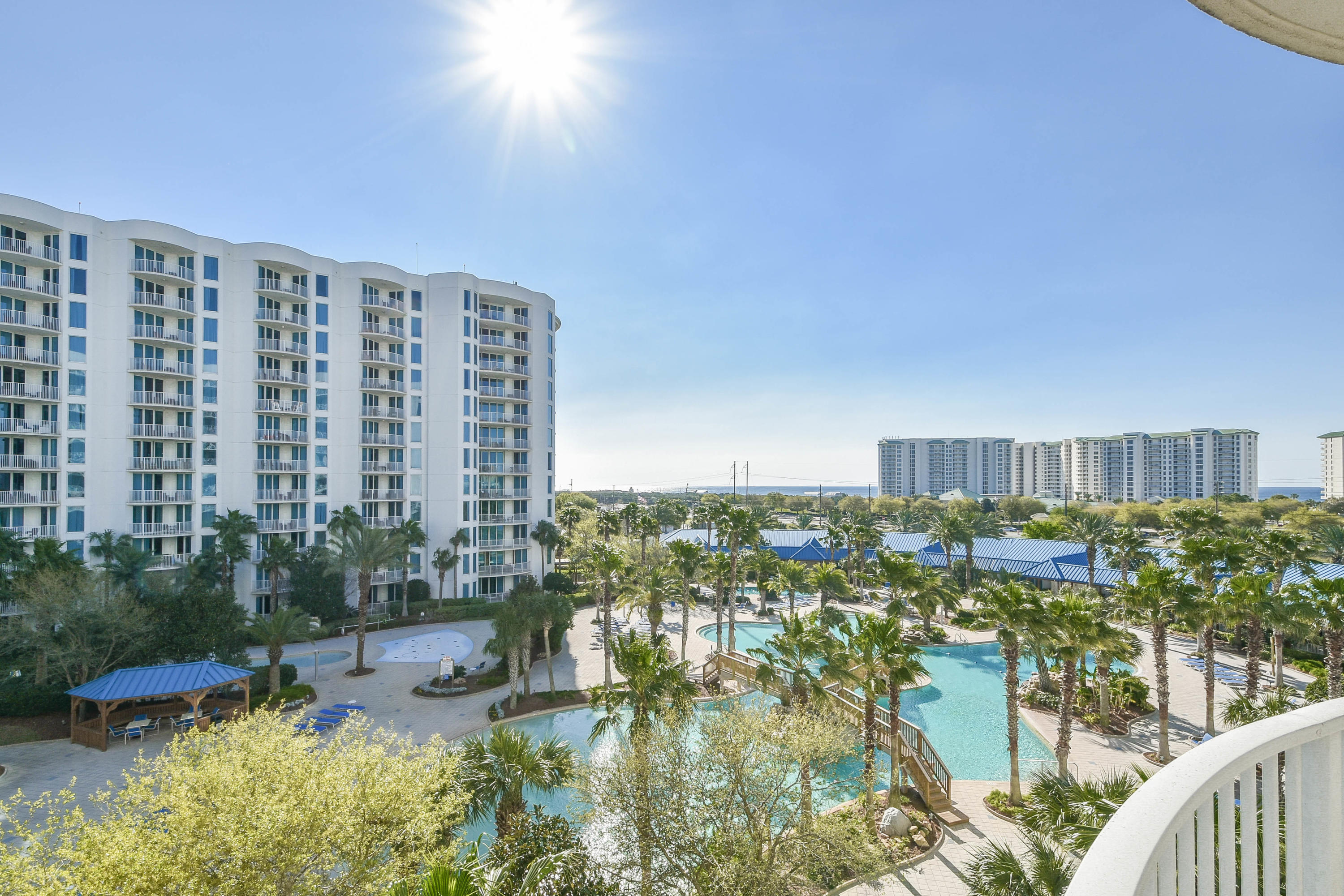 THE PALMS OF DESTIN - Residential