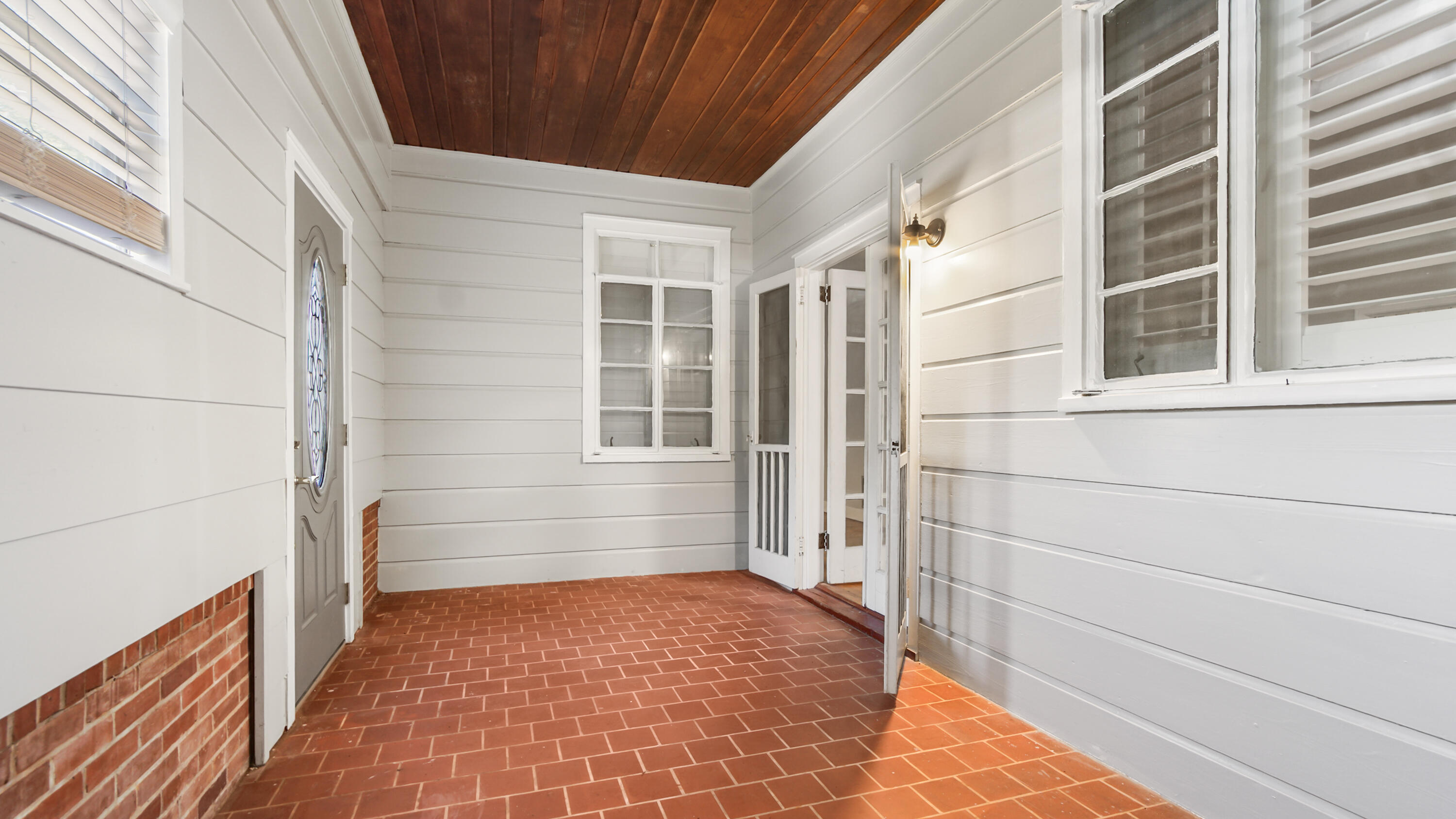 TOWN OF DEFUNIAK SPRINGS - Residential