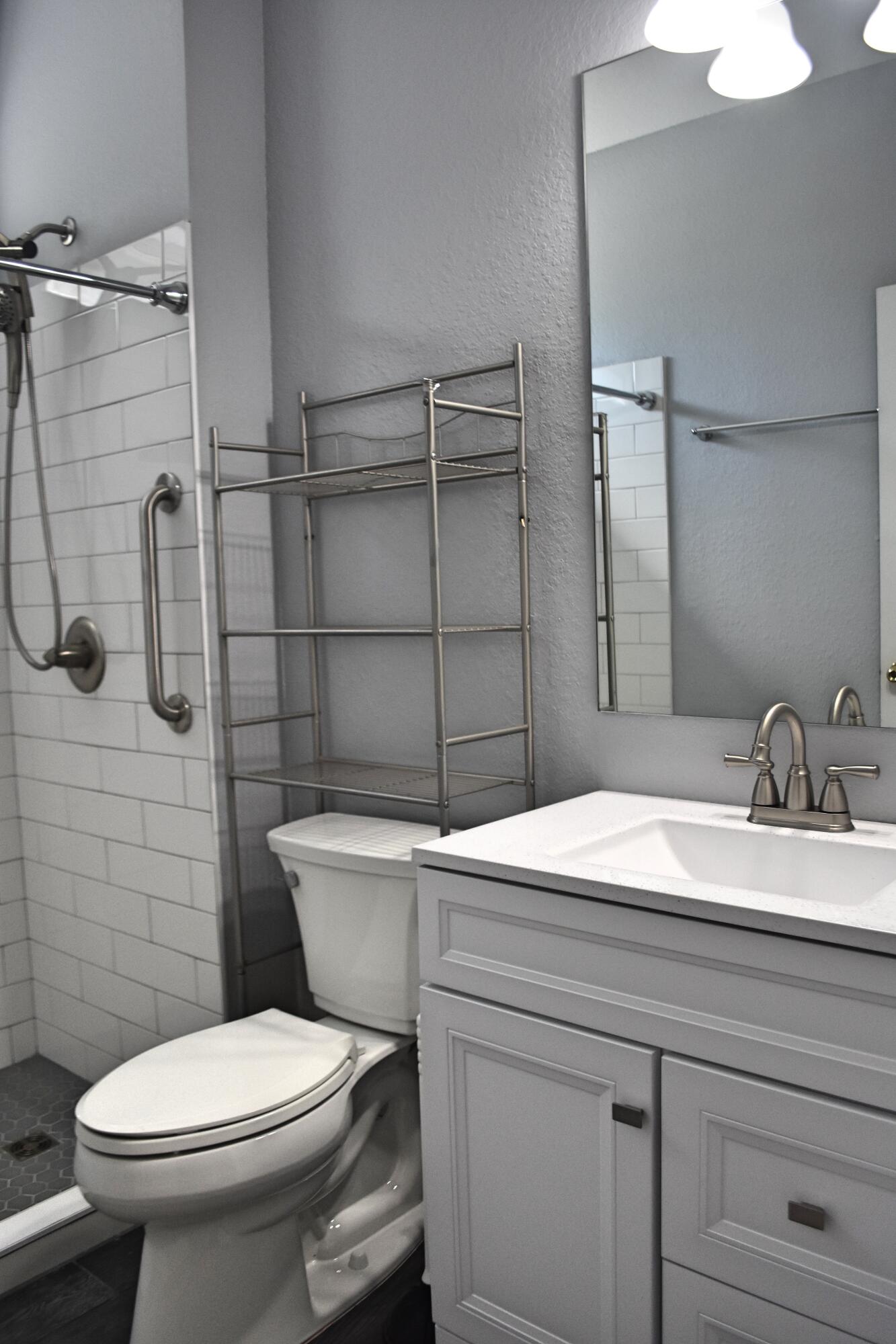 HAMMOCK BAY - Residential Lease