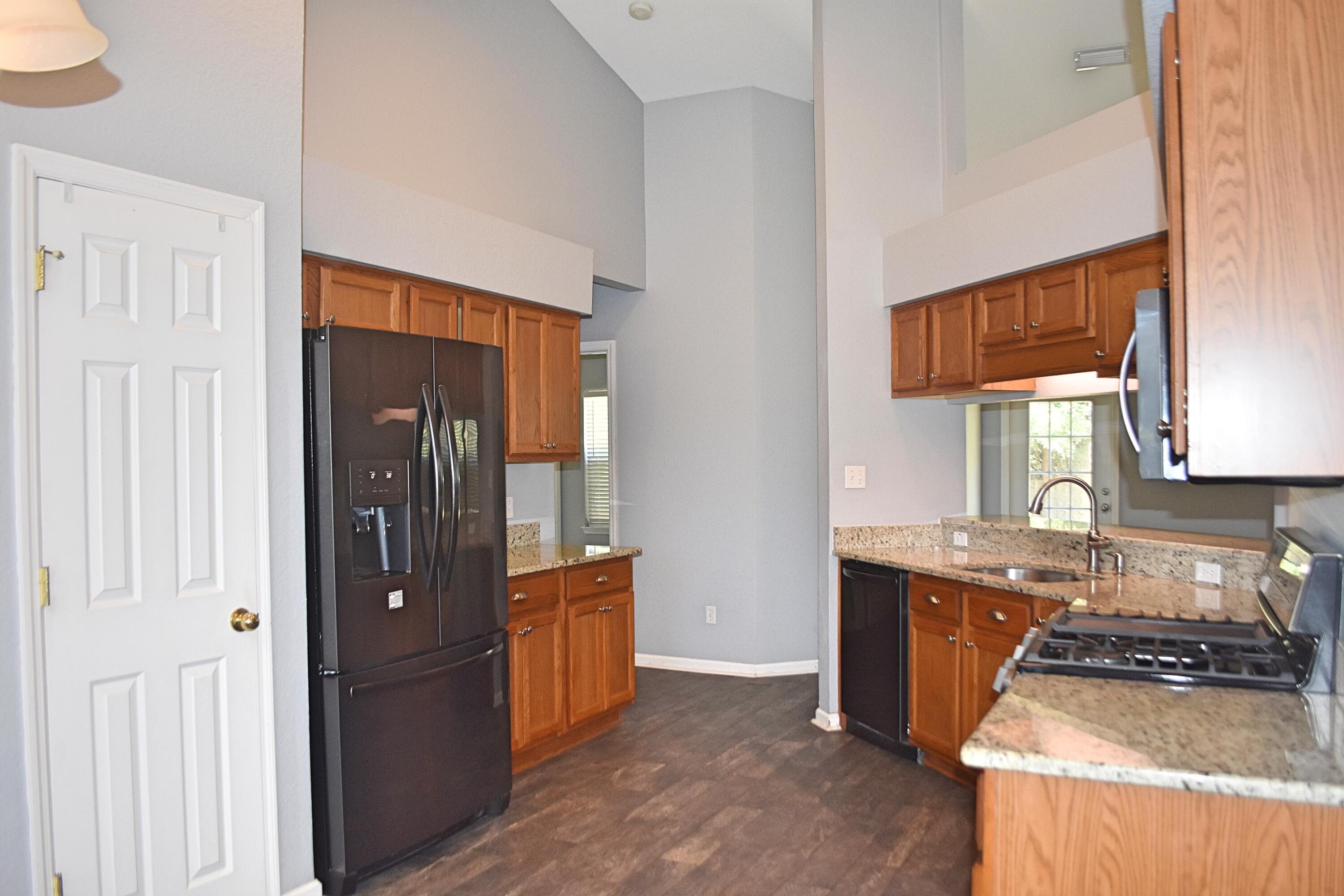 HAMMOCK BAY - Residential Lease