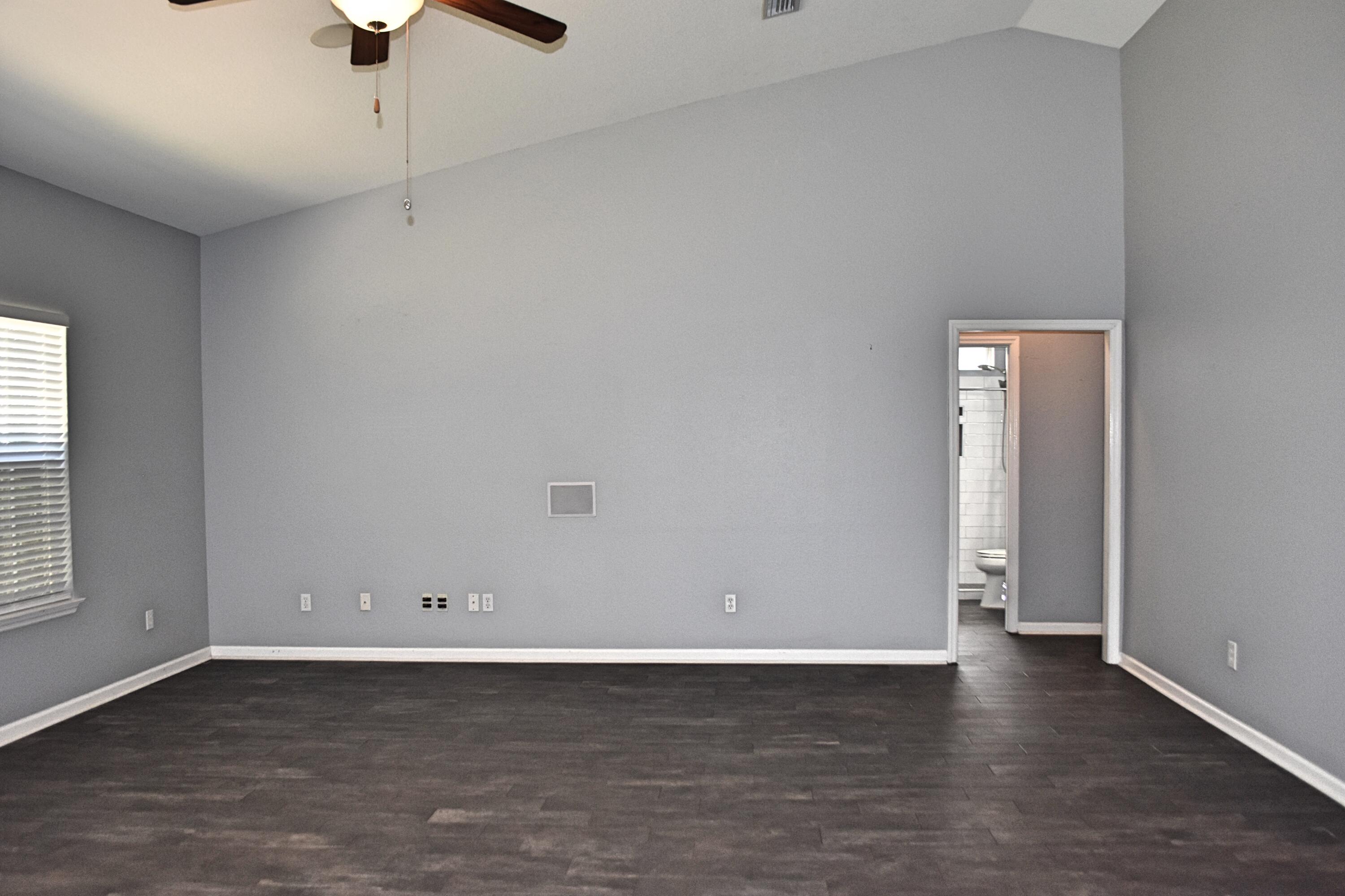 HAMMOCK BAY - Residential Lease