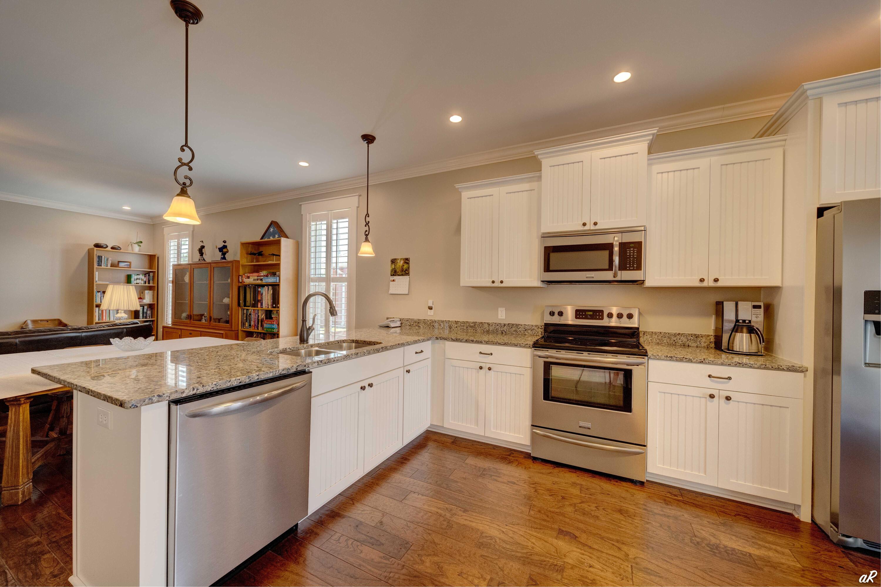 HOLIDAY BEACH UNIT 15 - Residential