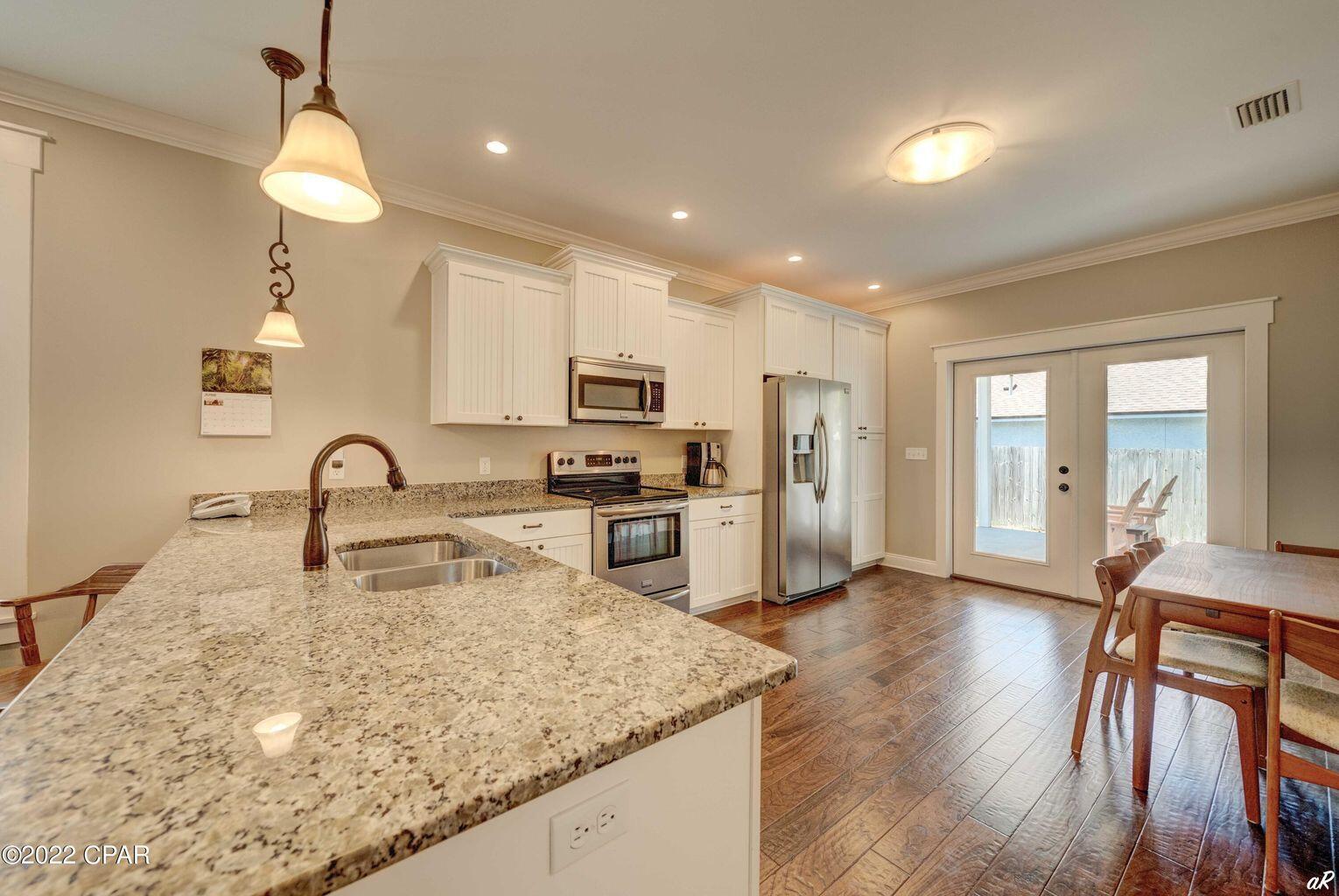 HOLIDAY BEACH UNIT 15 - Residential