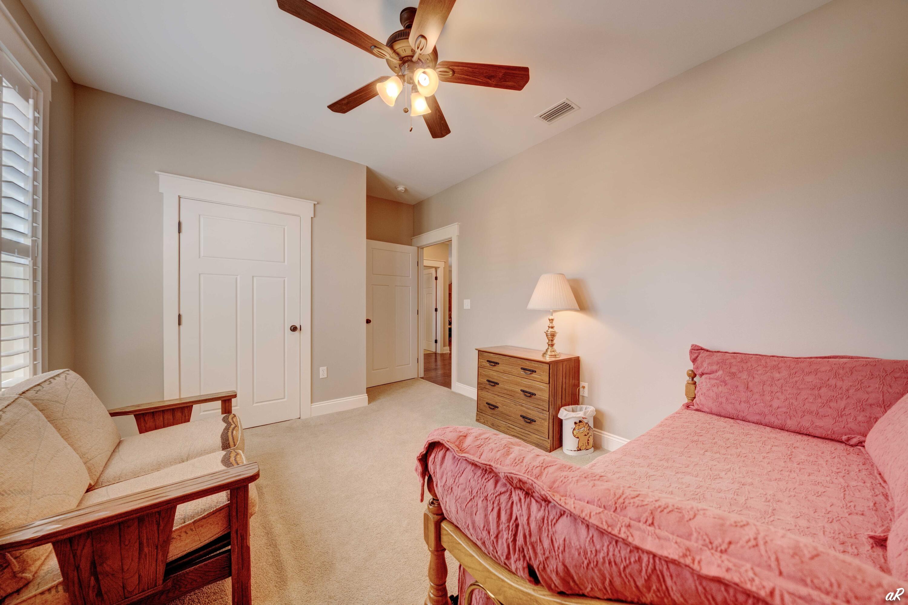 HOLIDAY BEACH UNIT 15 - Residential