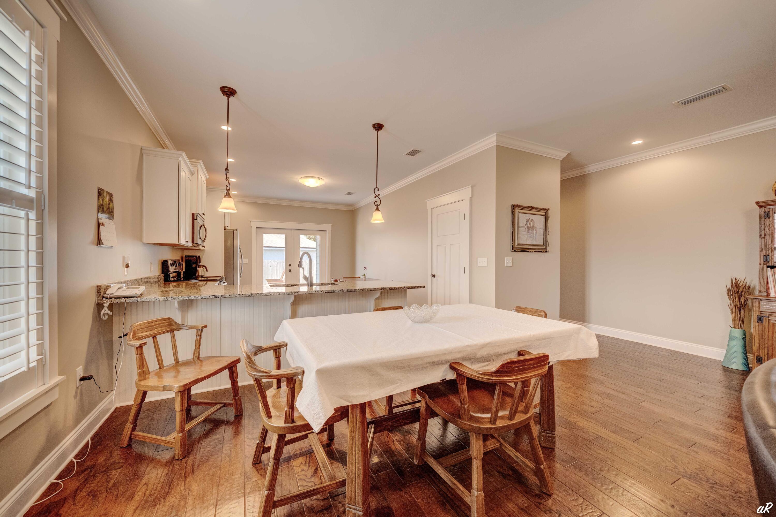 HOLIDAY BEACH UNIT 15 - Residential