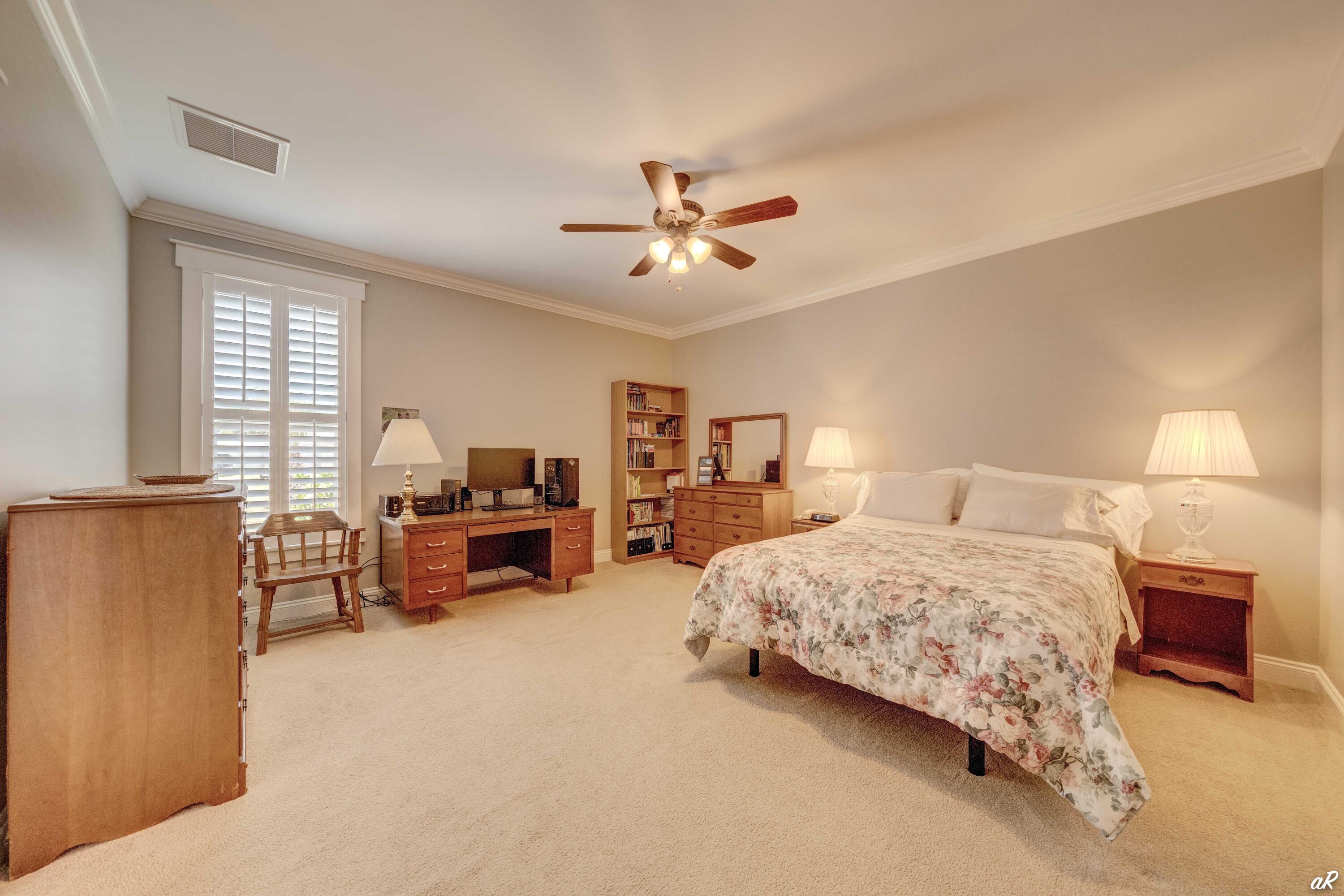 HOLIDAY BEACH UNIT 15 - Residential