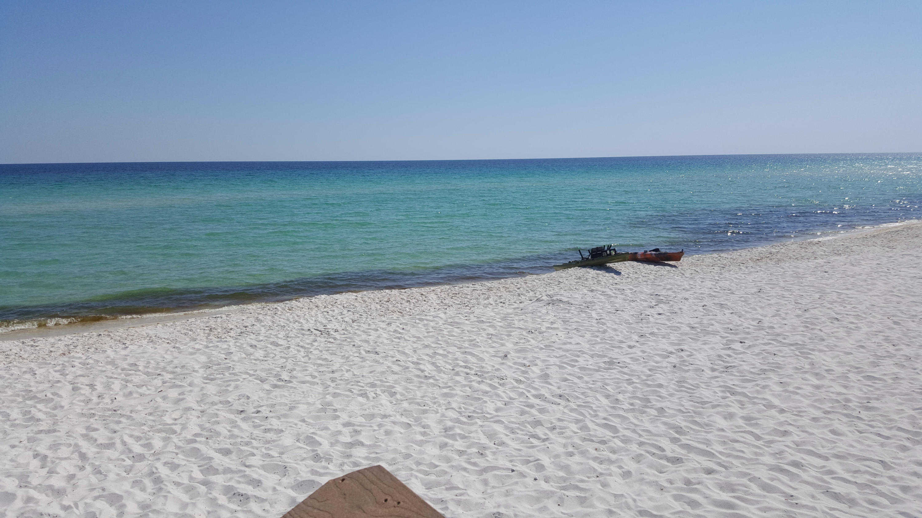 BY THE SEA - Residential