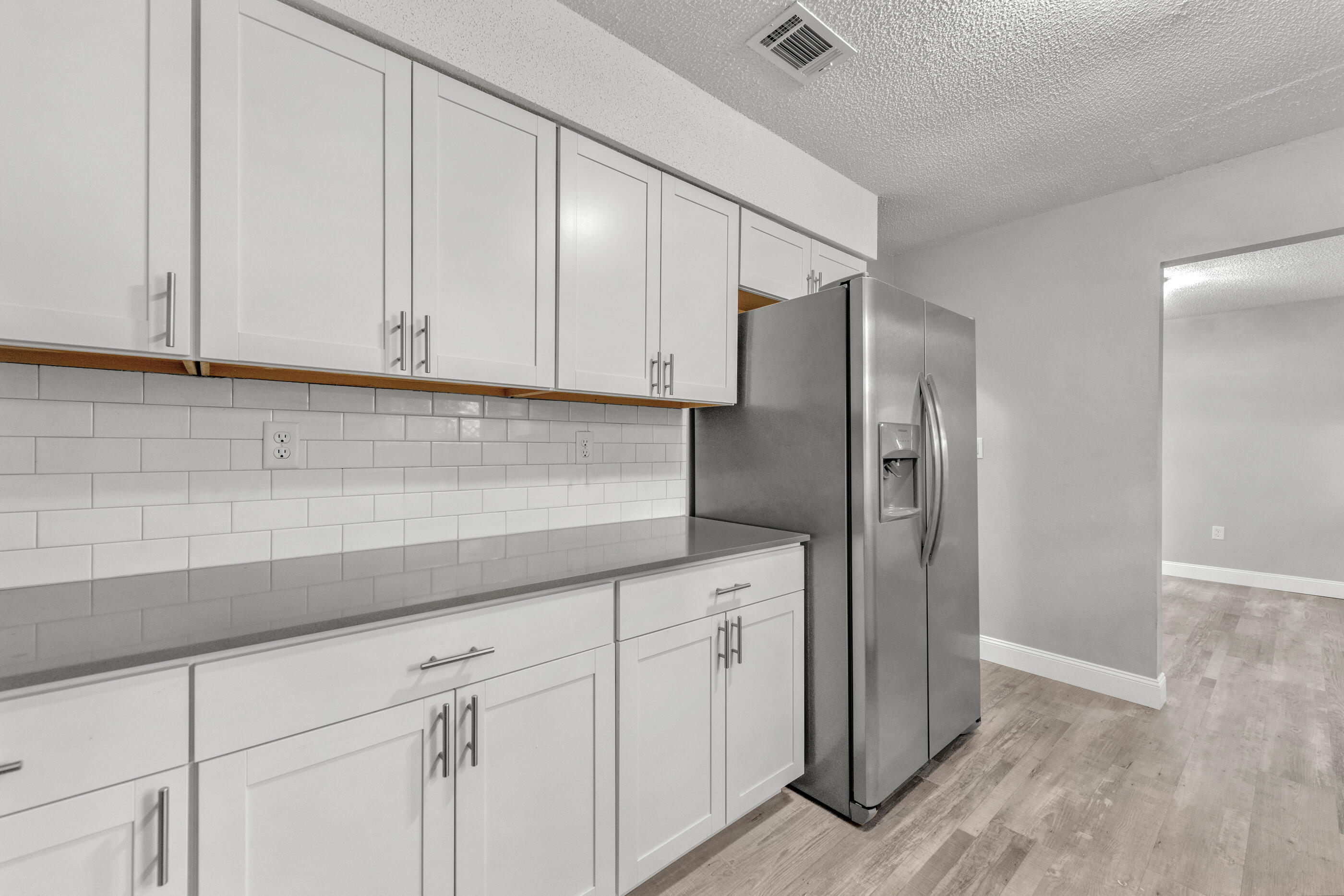 CRESTVIEW-INTR (350003.00) - Residential