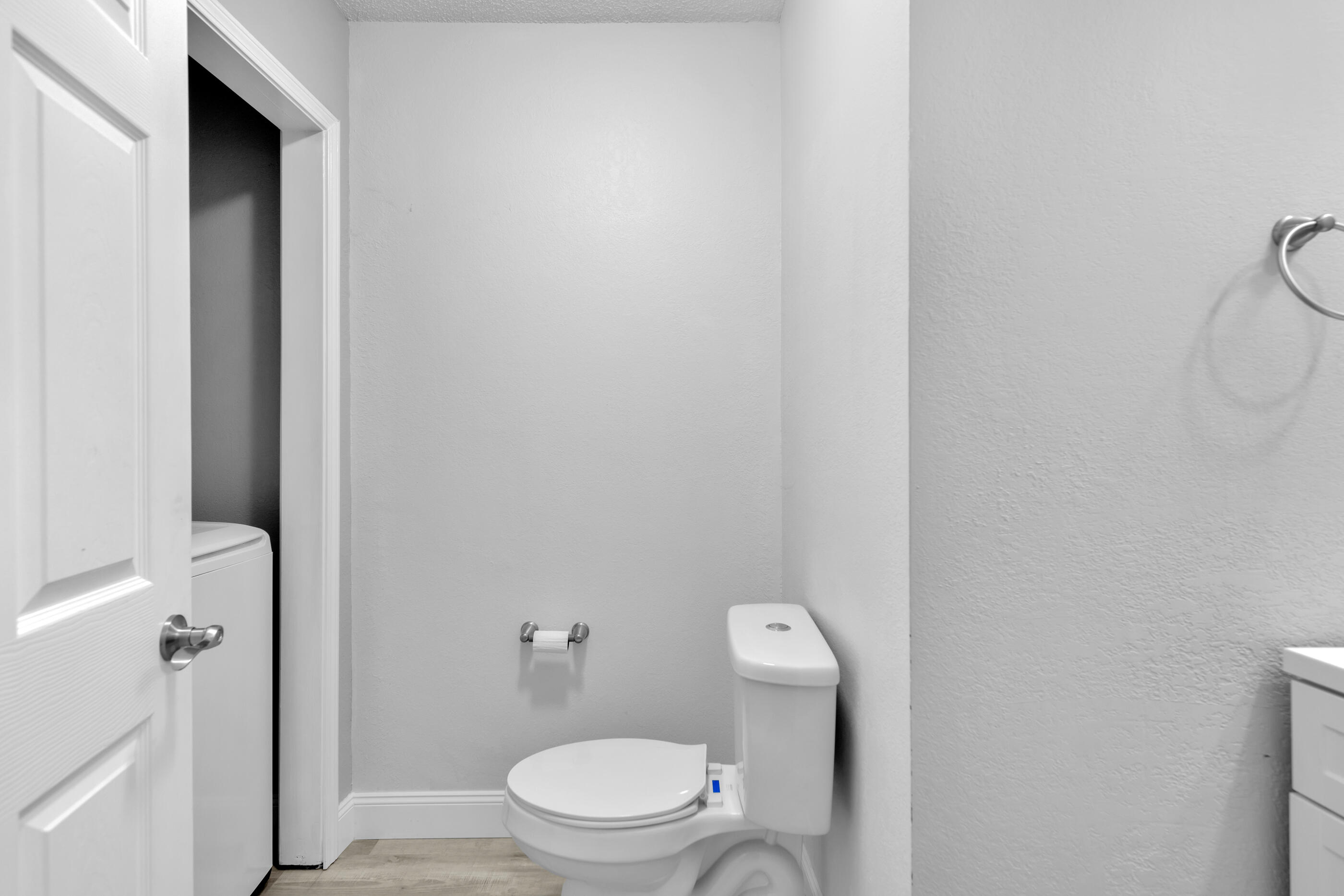 CRESTVIEW-INTR (350003.00) - Residential