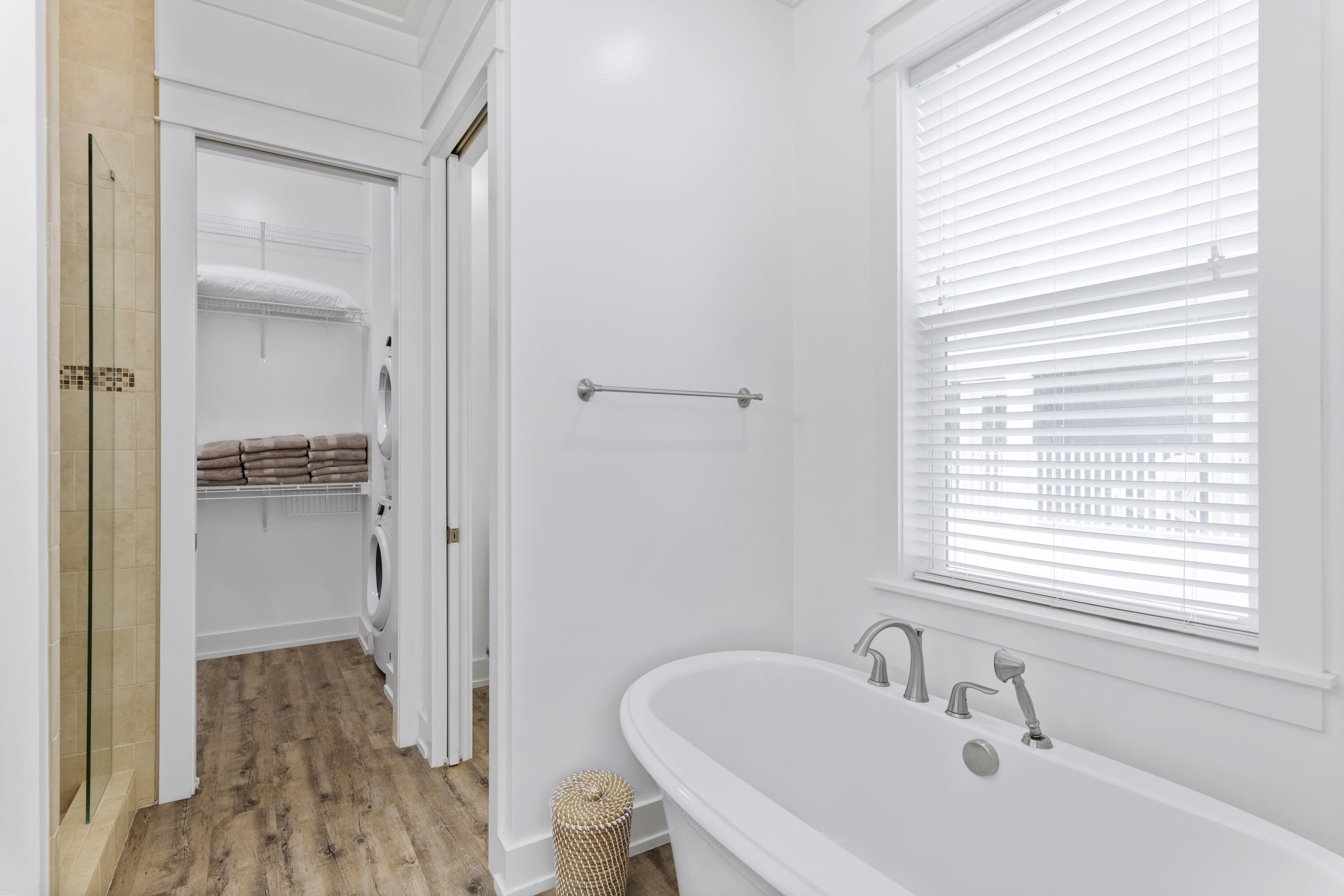 WHITES GULFVIEW ESTATES - Residential
