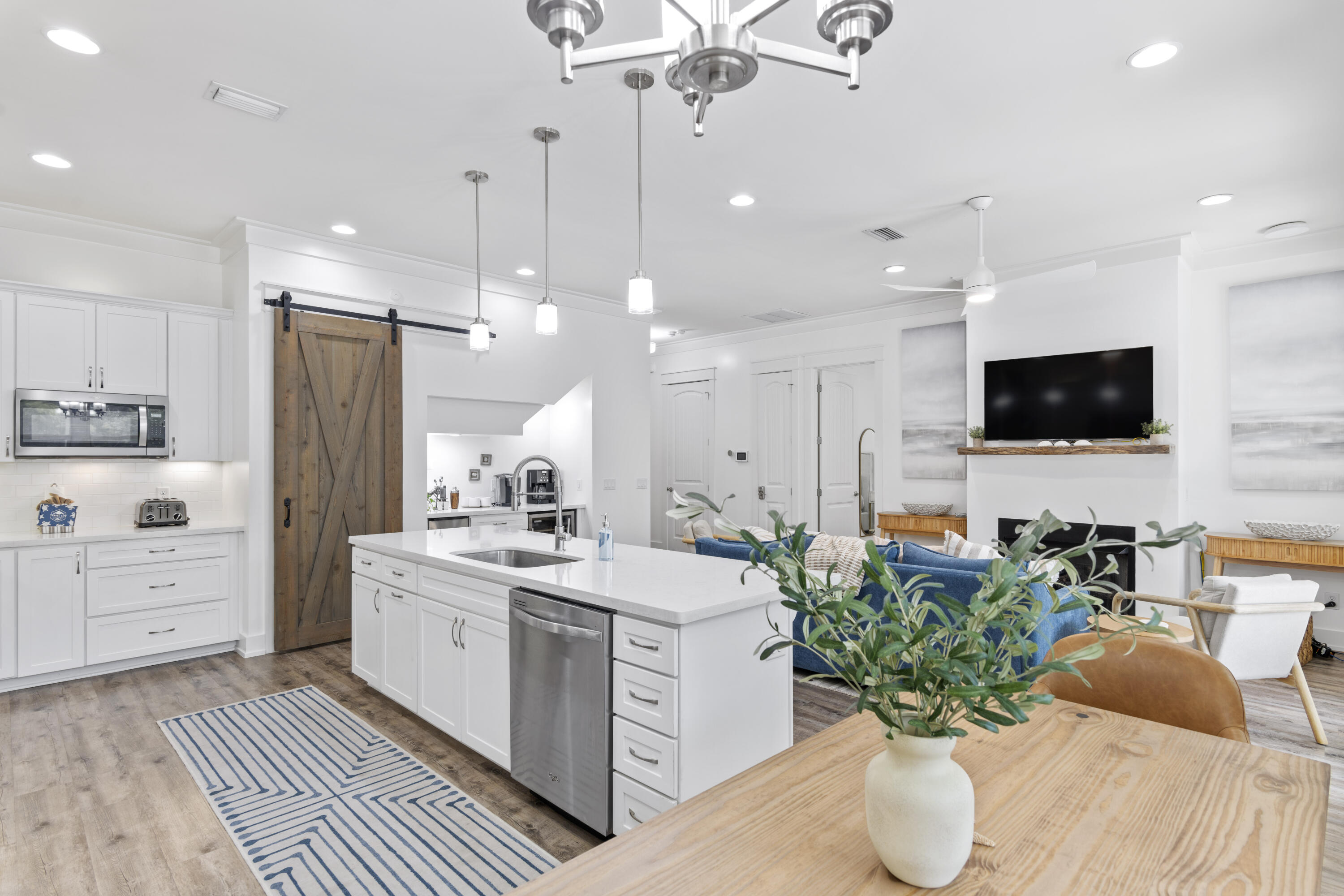 WHITES GULFVIEW ESTATES - Residential