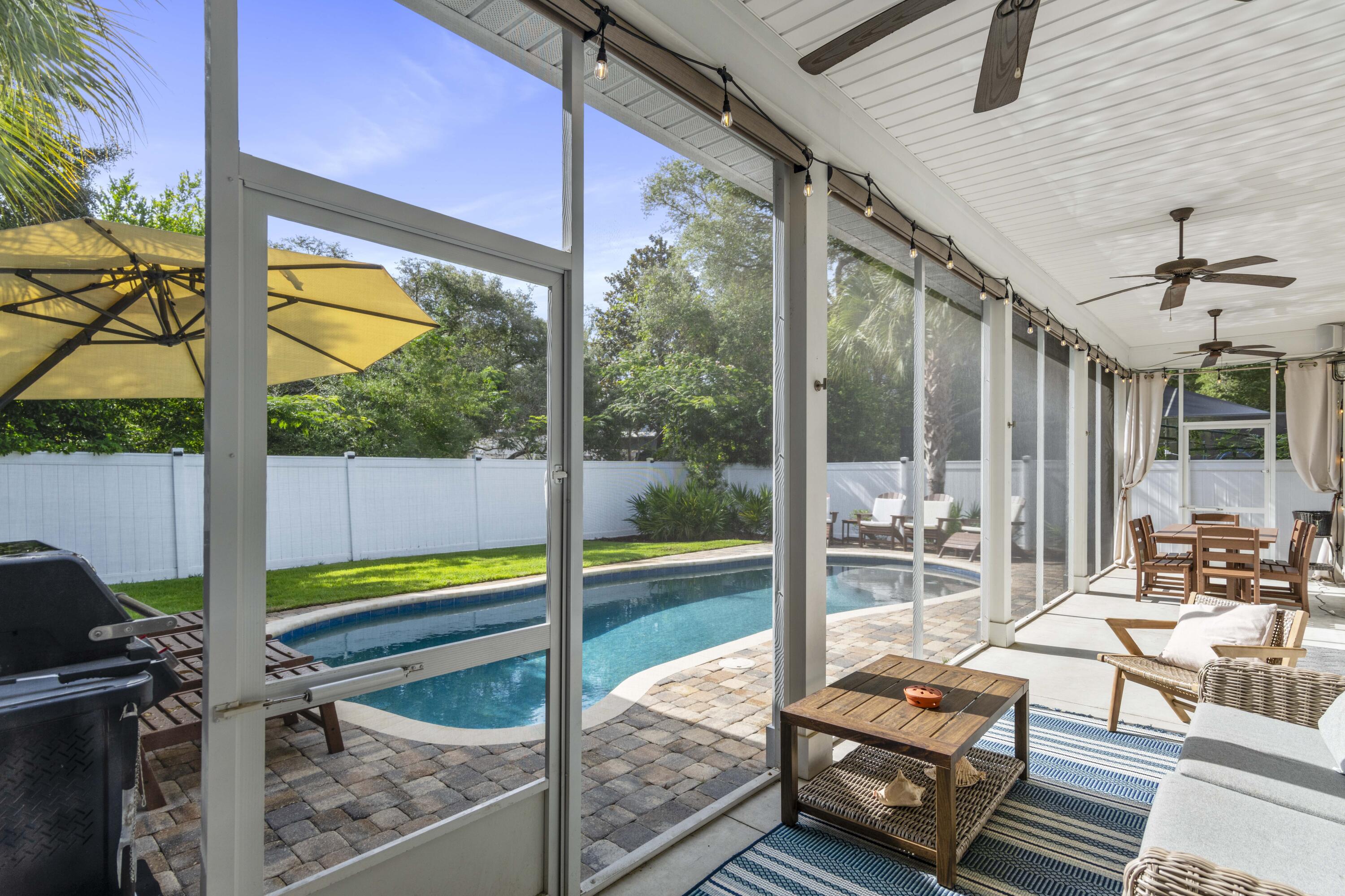 WHITES GULFVIEW ESTATES - Residential