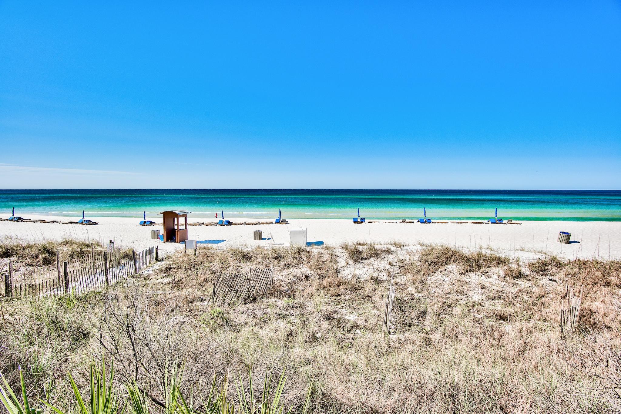 AQUAVISTA CONDO - Residential